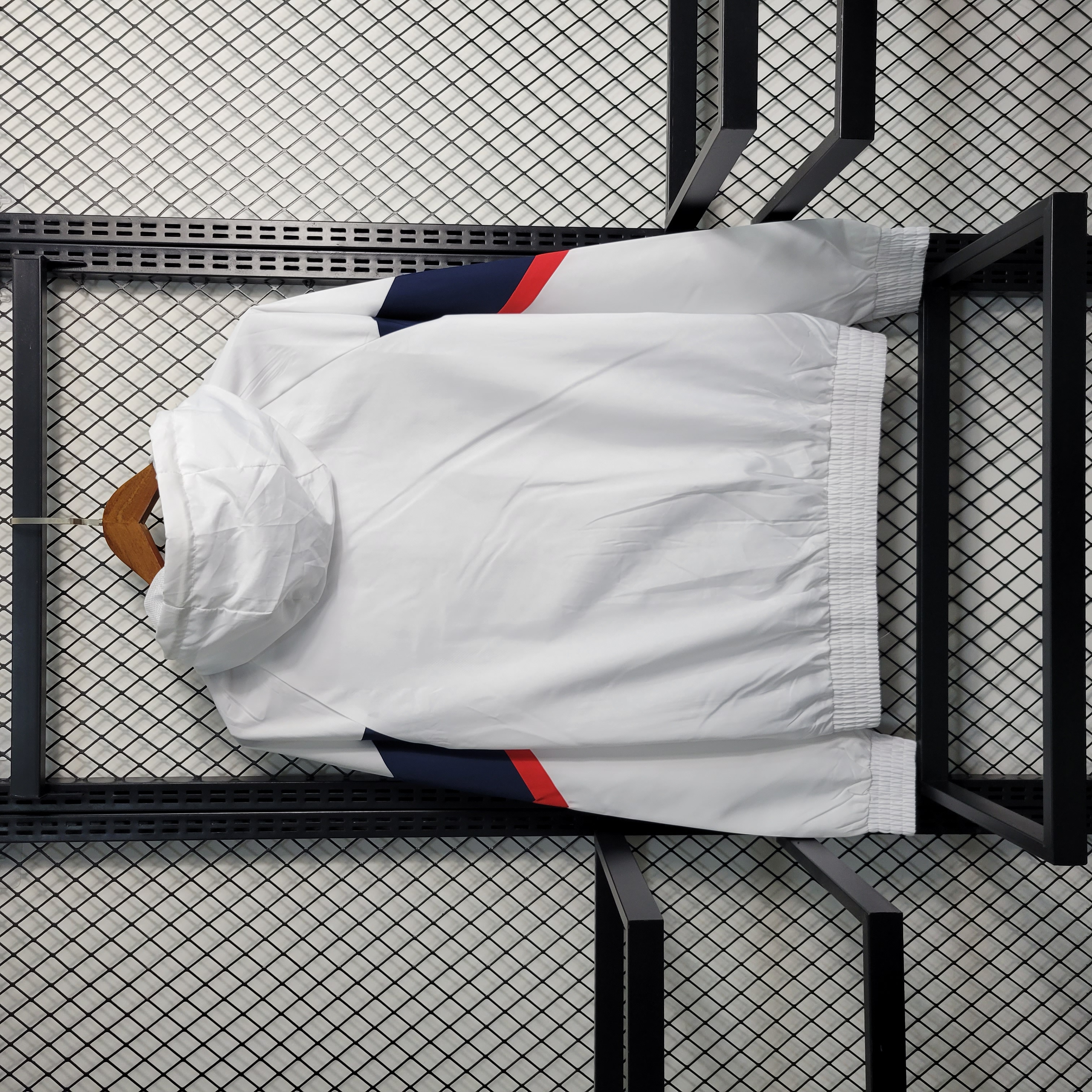 23-24 Windbreaker Tottenham Hotspur Size: S-XXL