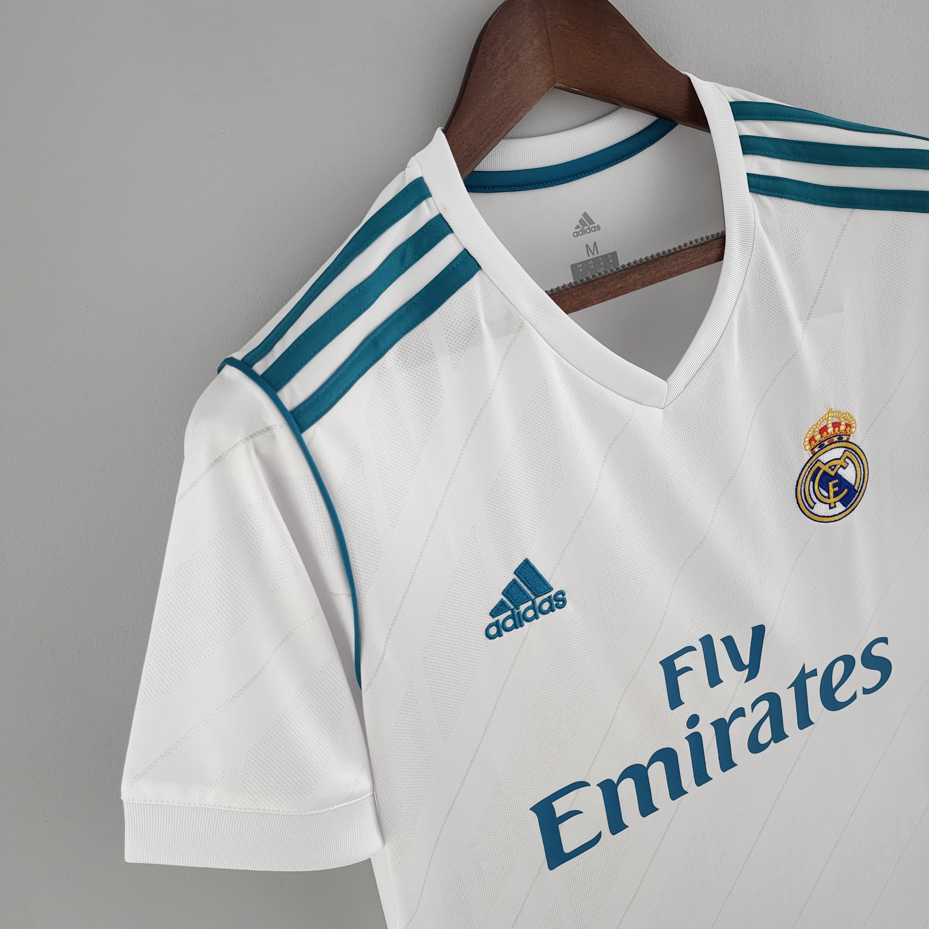 Retro  Real M&alpha;drid 17/18 Home White 4