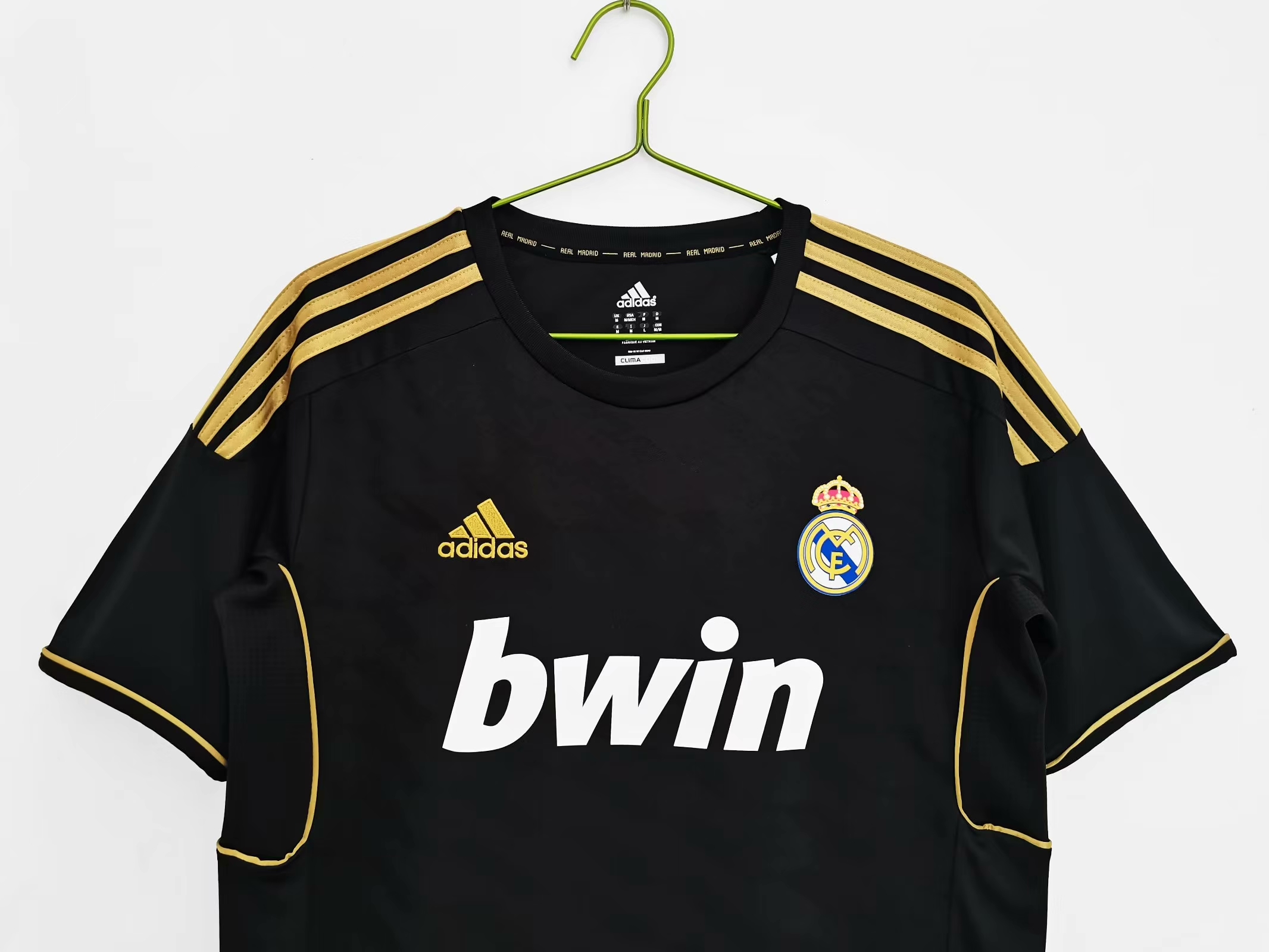 Retro  Real Madrid 11/12 Away Black