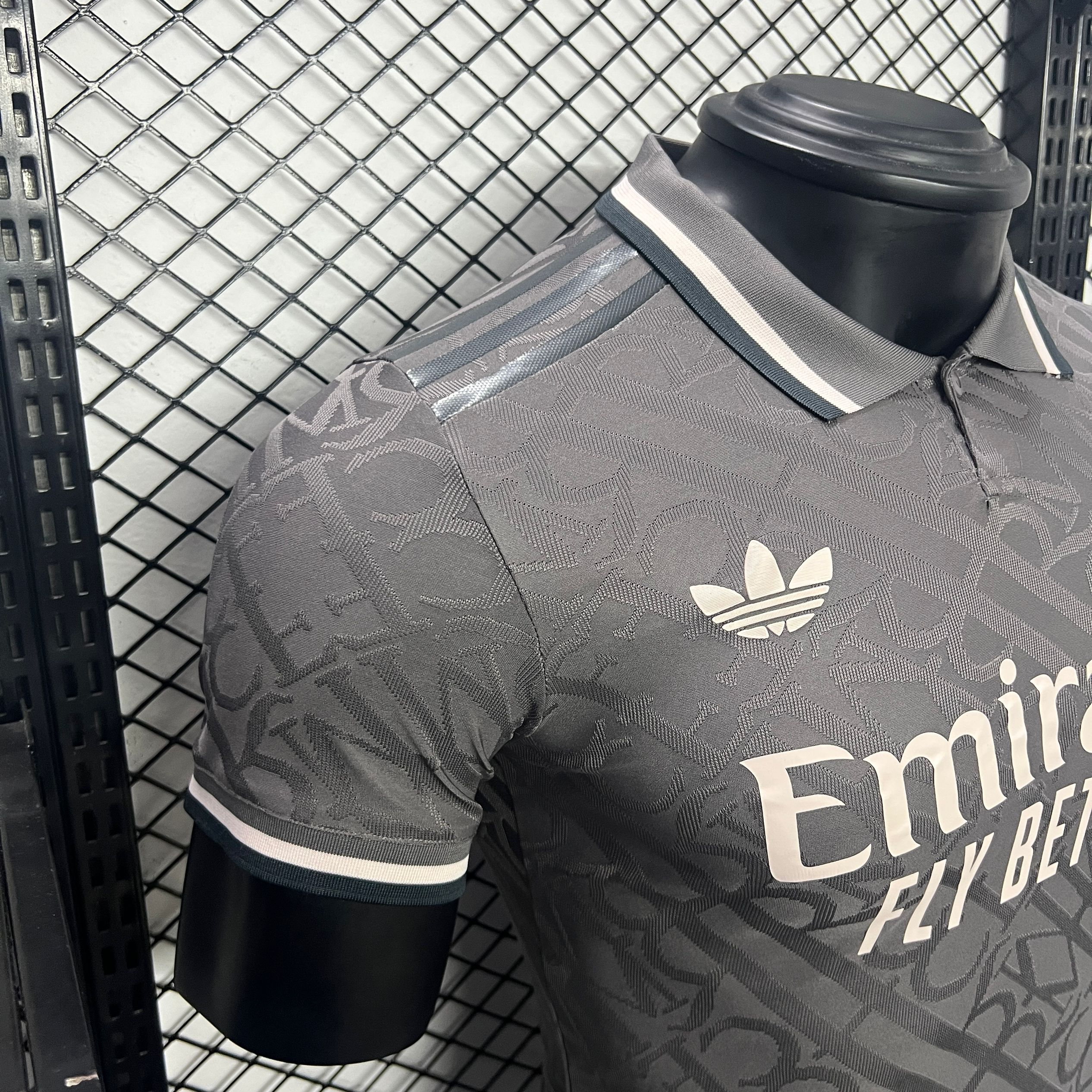Player Version  Real Madrid 24/25 Third Gray