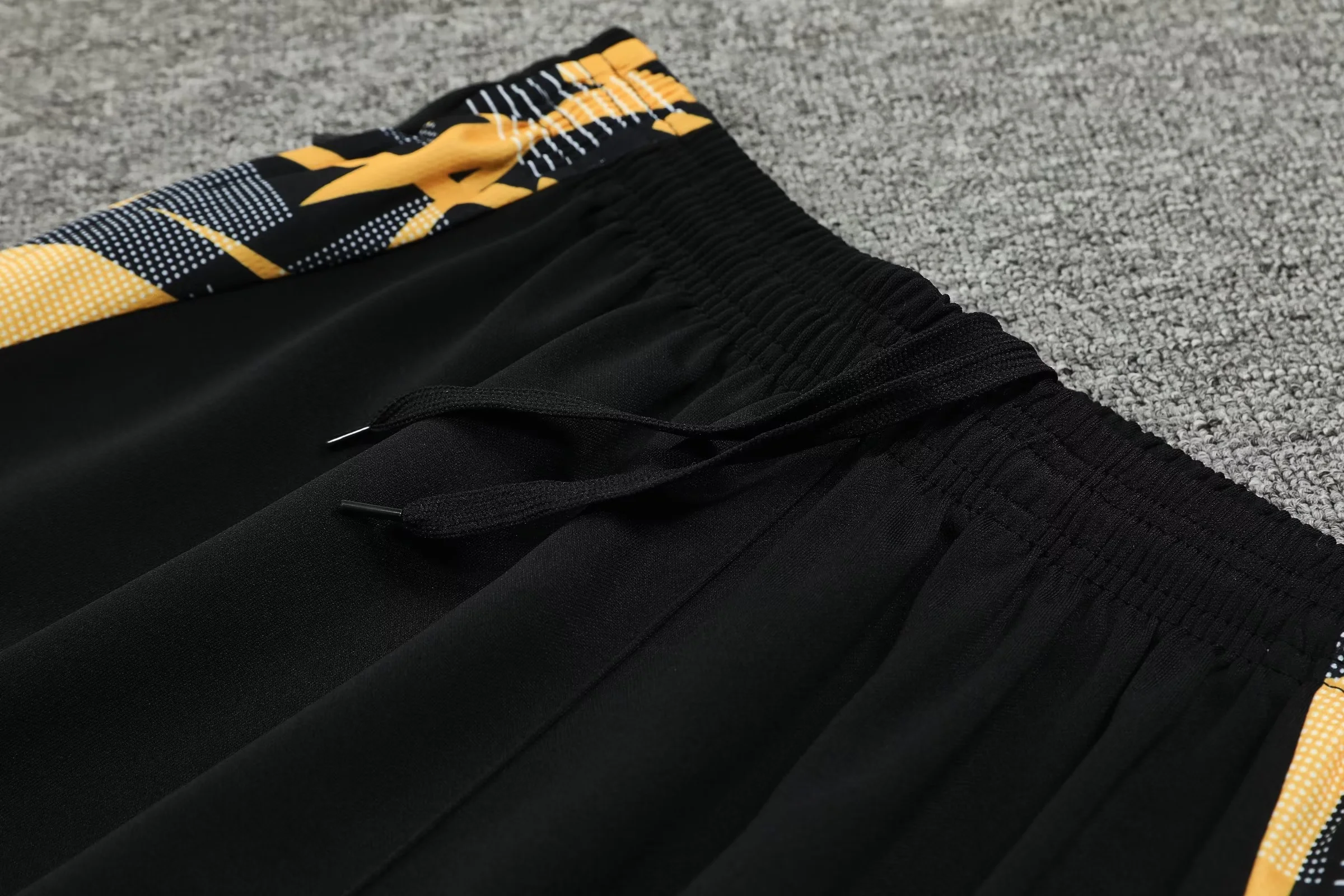 Hooded Long Sleeves Real M&alpha;drid 24/25 Training Suit 4