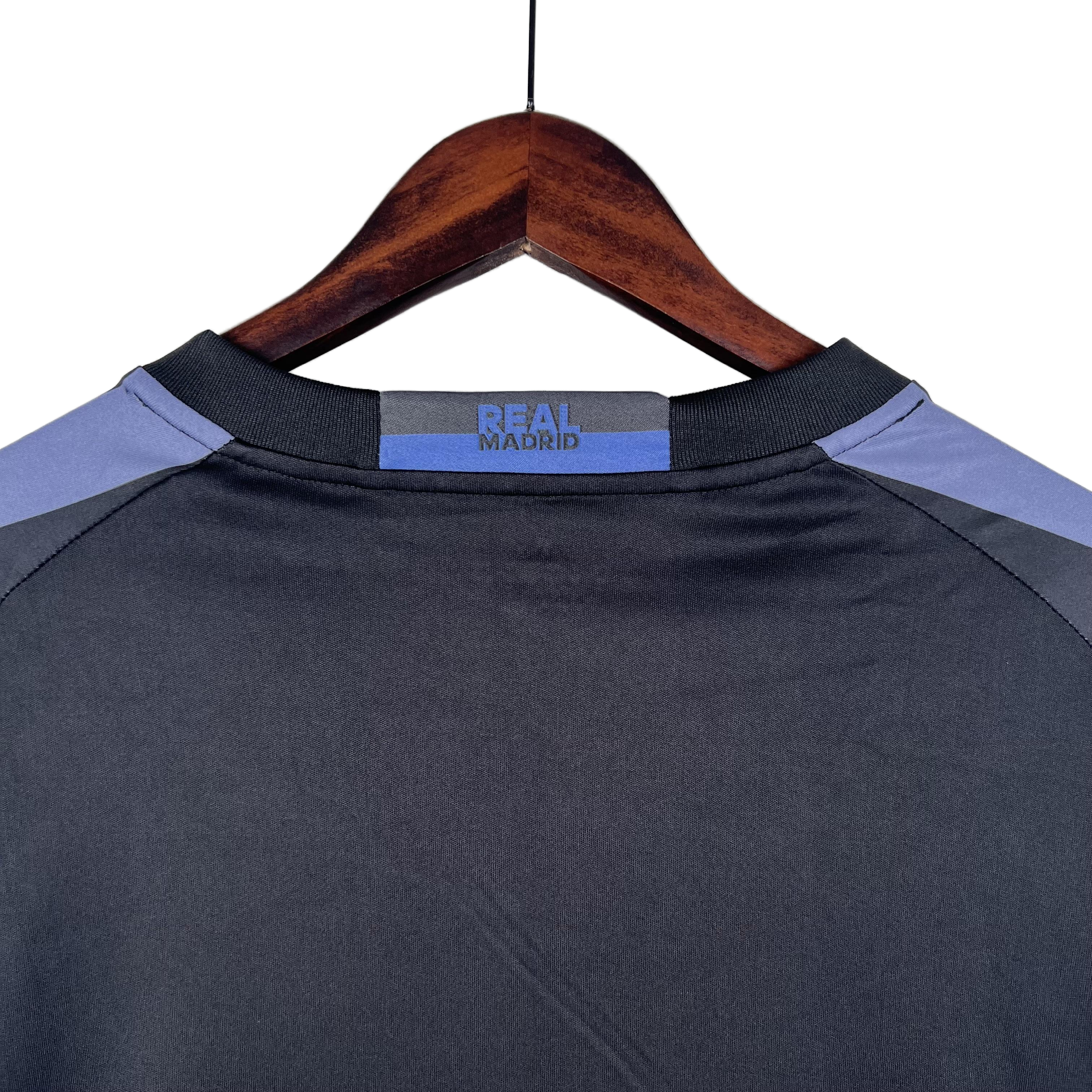 Retro Real Madrid 2016/17 Third