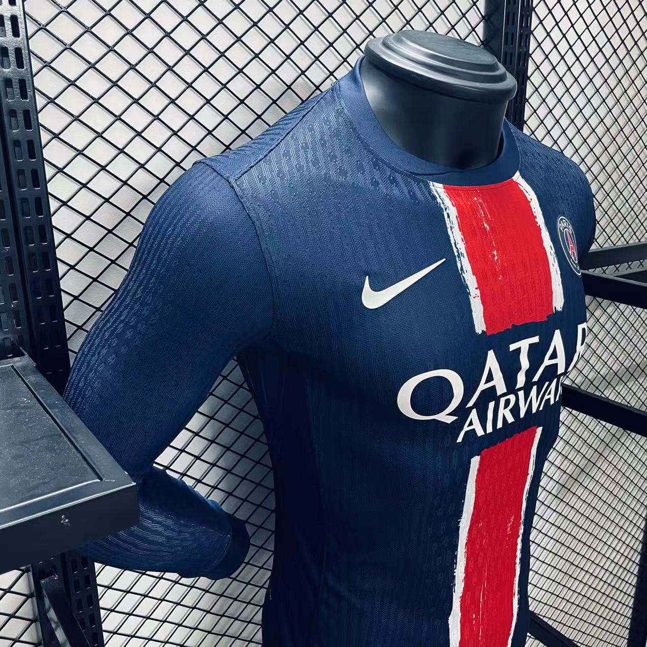 Player Version  PSG 24/25 Home Long Sleeves 4