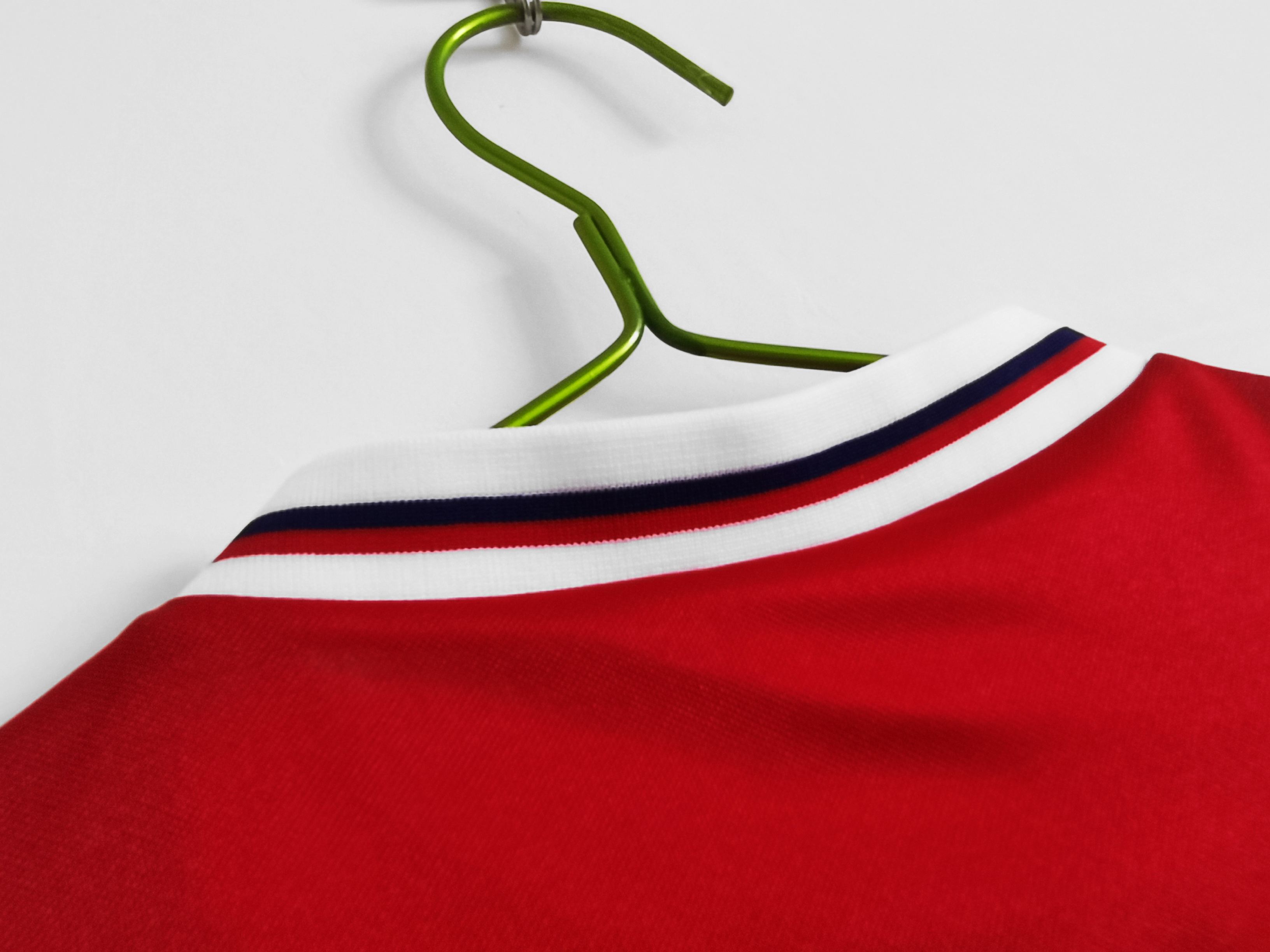 Retro  England 1982 Away Red