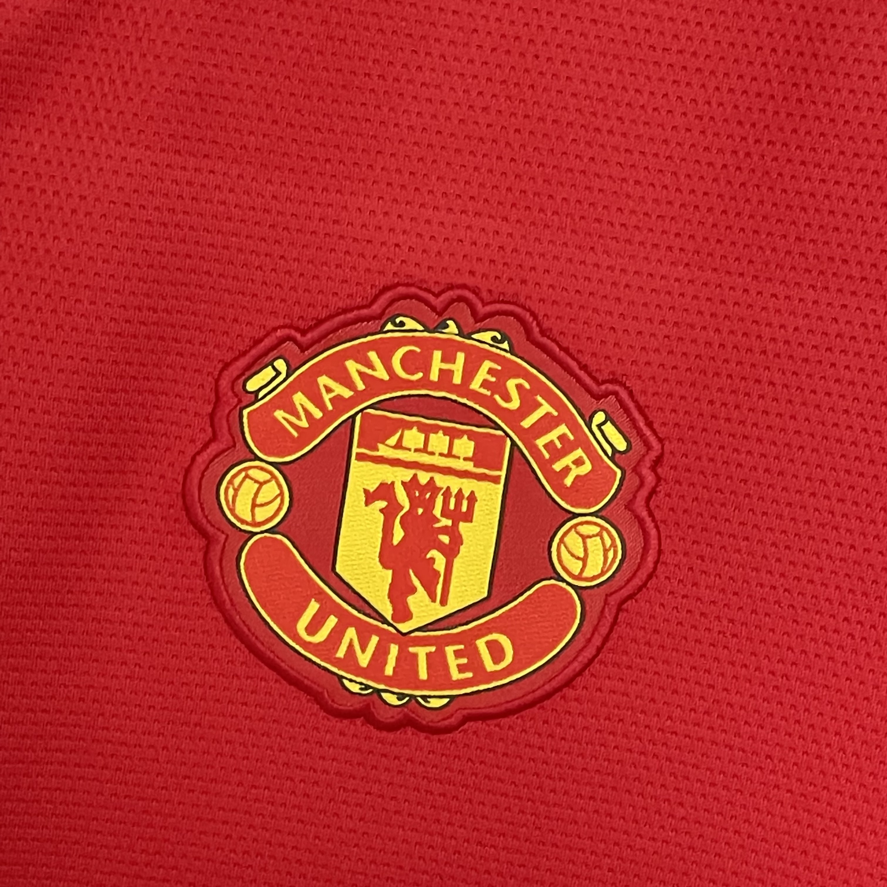 Manchester United 21/22 Home Red 3