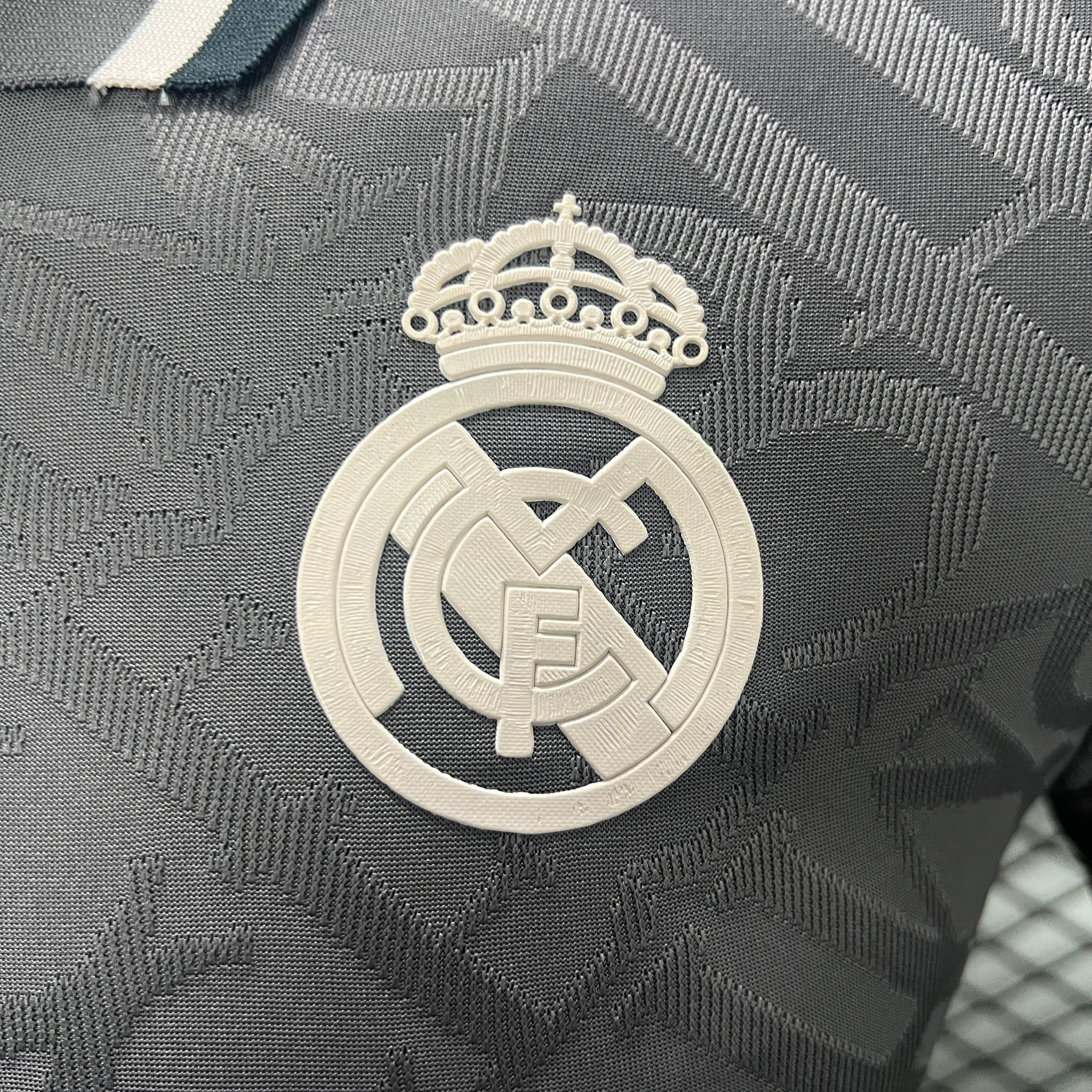 Player Version  Real Madrid 24/25 Third Gray
