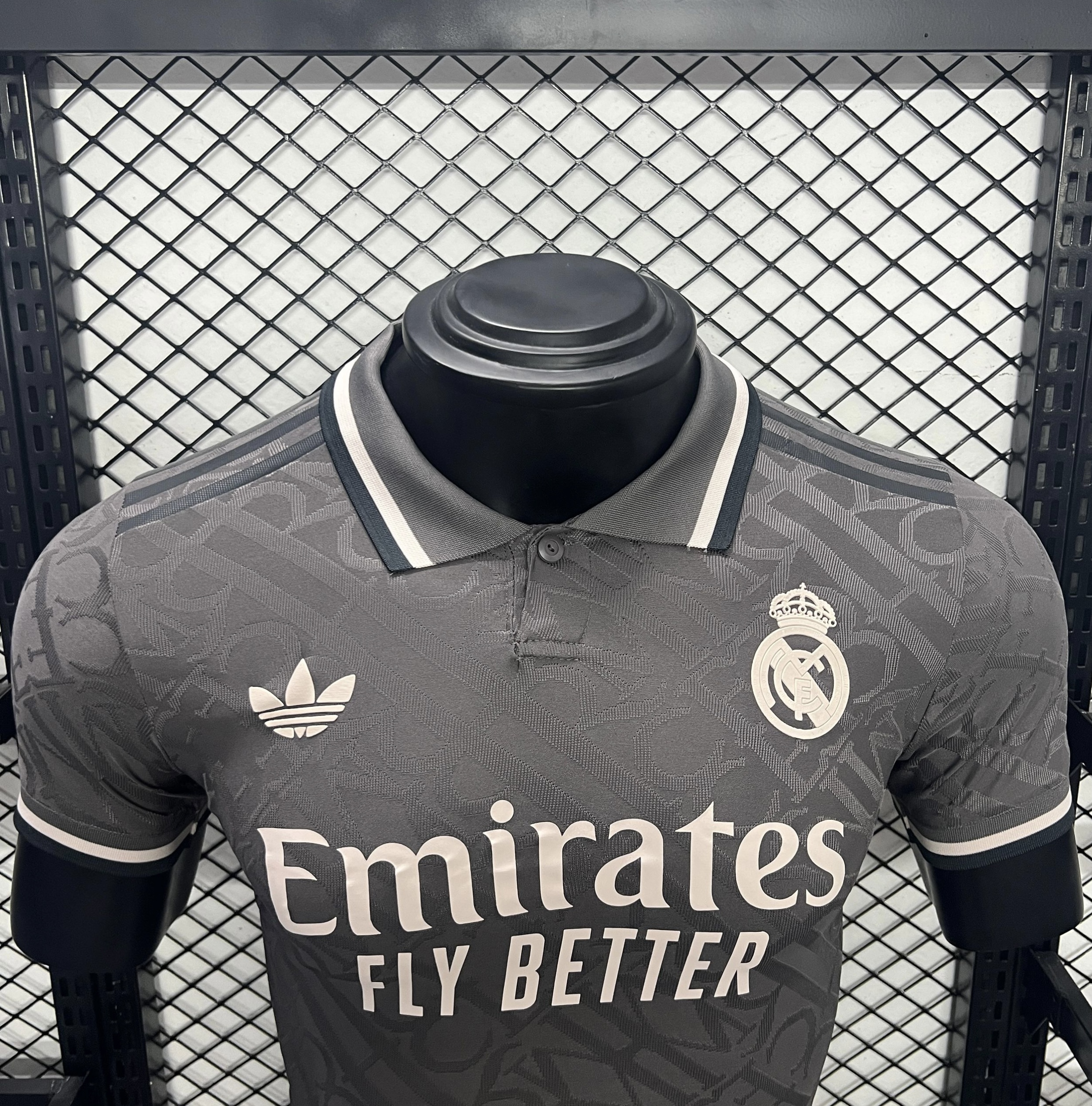 Player Version  Real Madrid 24/25 Third Gray