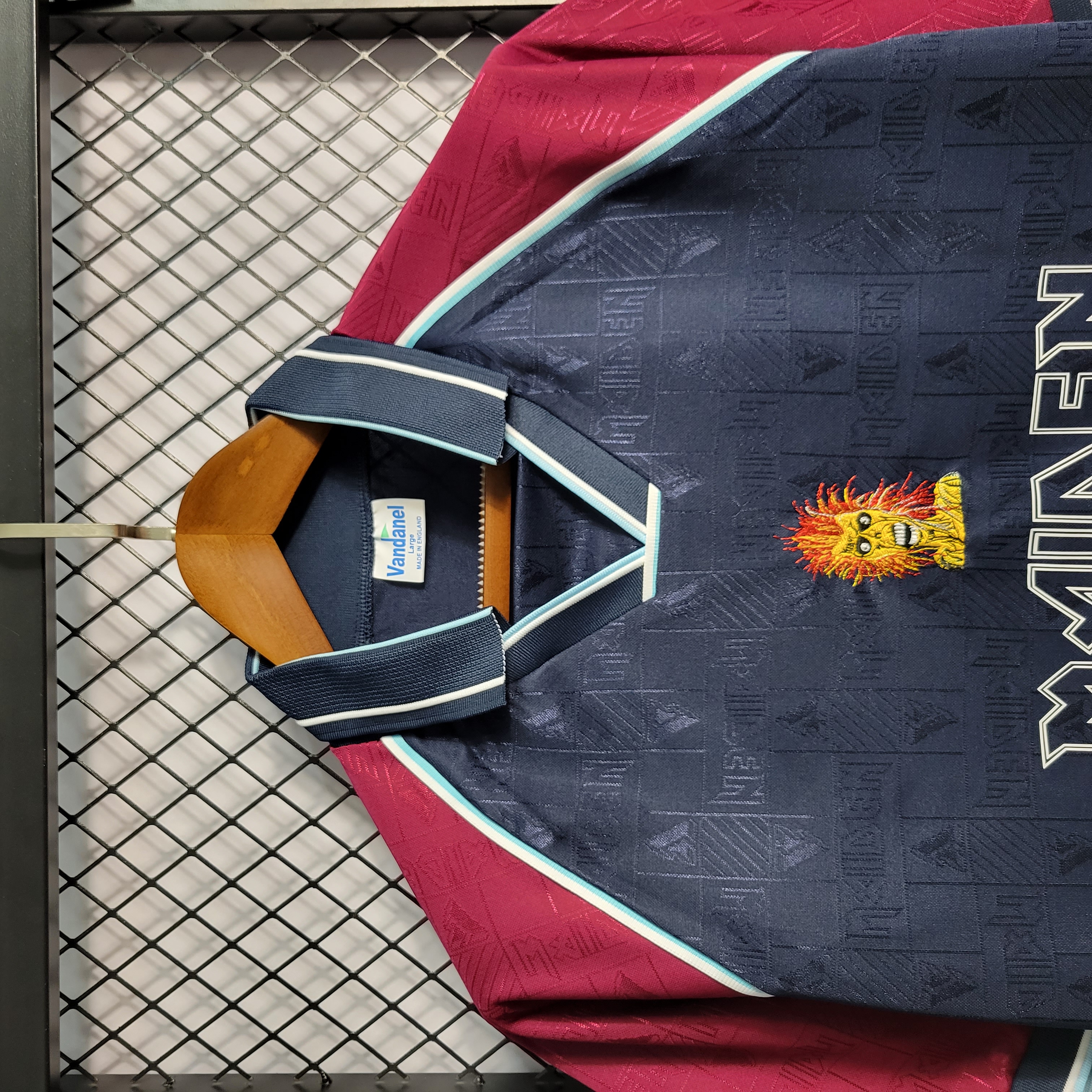 Retro  Iron Maiden * West Ham 1999 Home 3