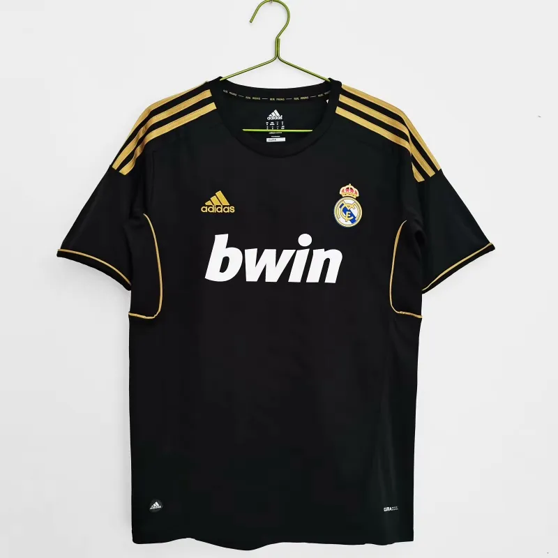Retro Real Madrid 11/12 Away Black