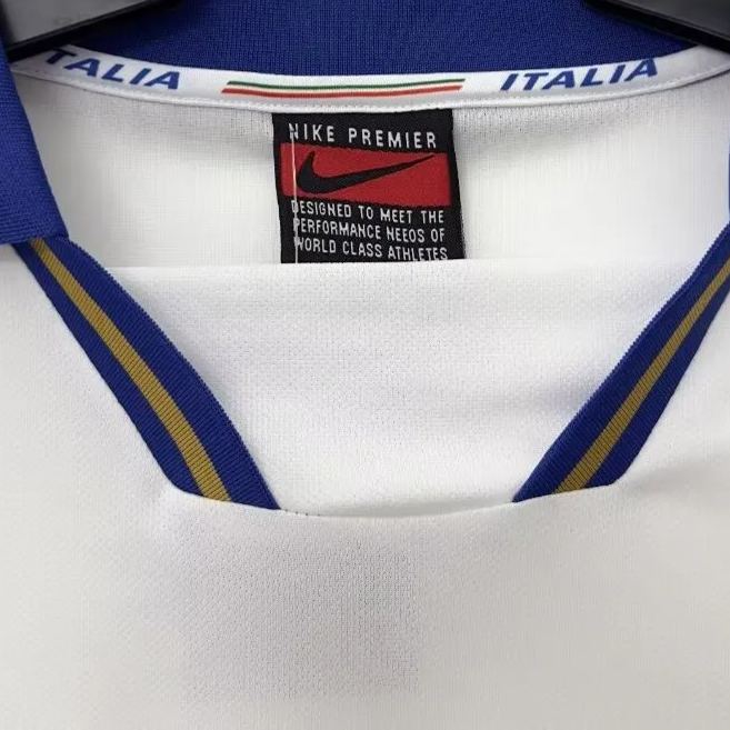 Retro Italy 1996 Away White with badges 3