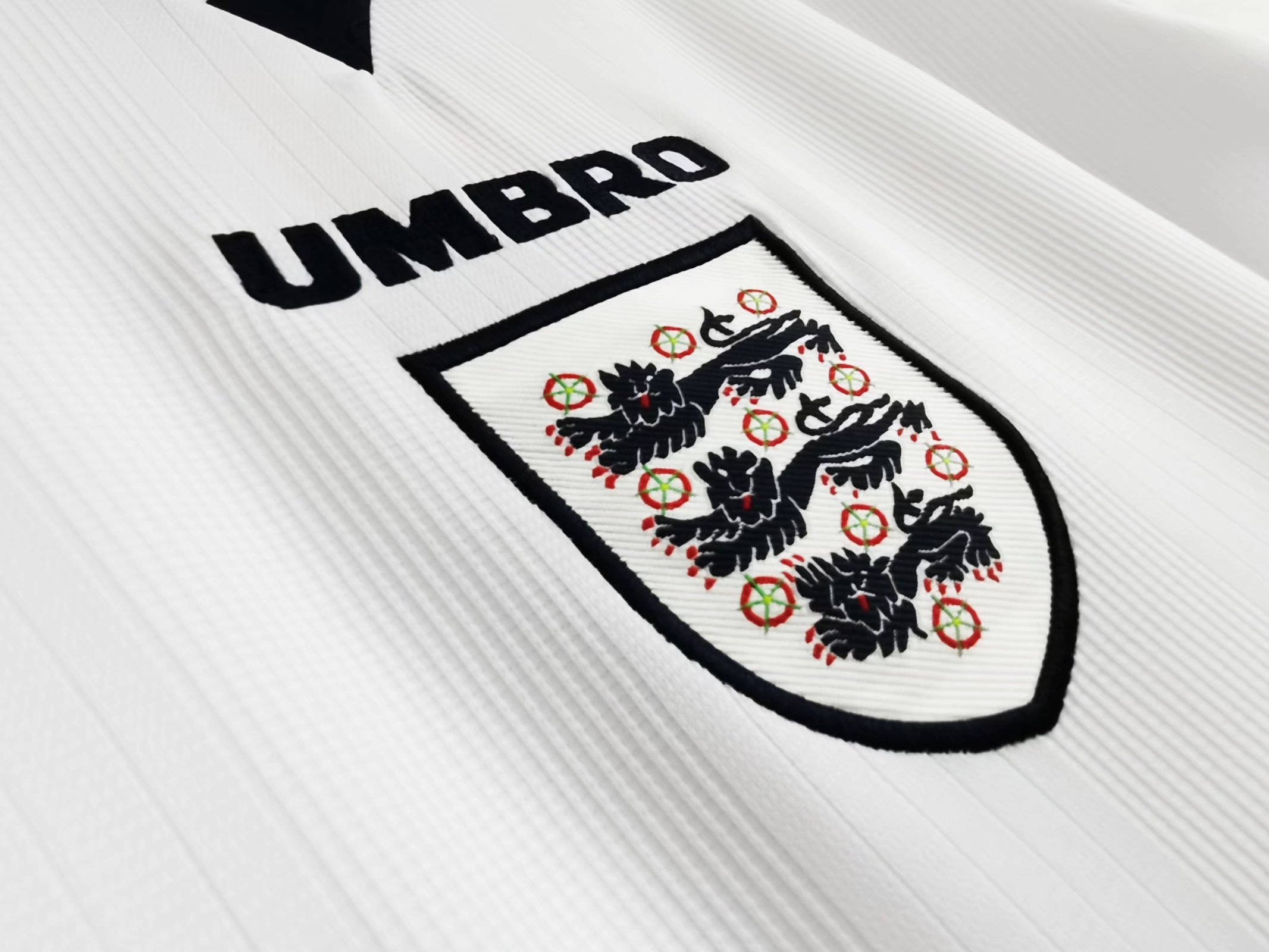 Retro  England 1996 Home White 3
