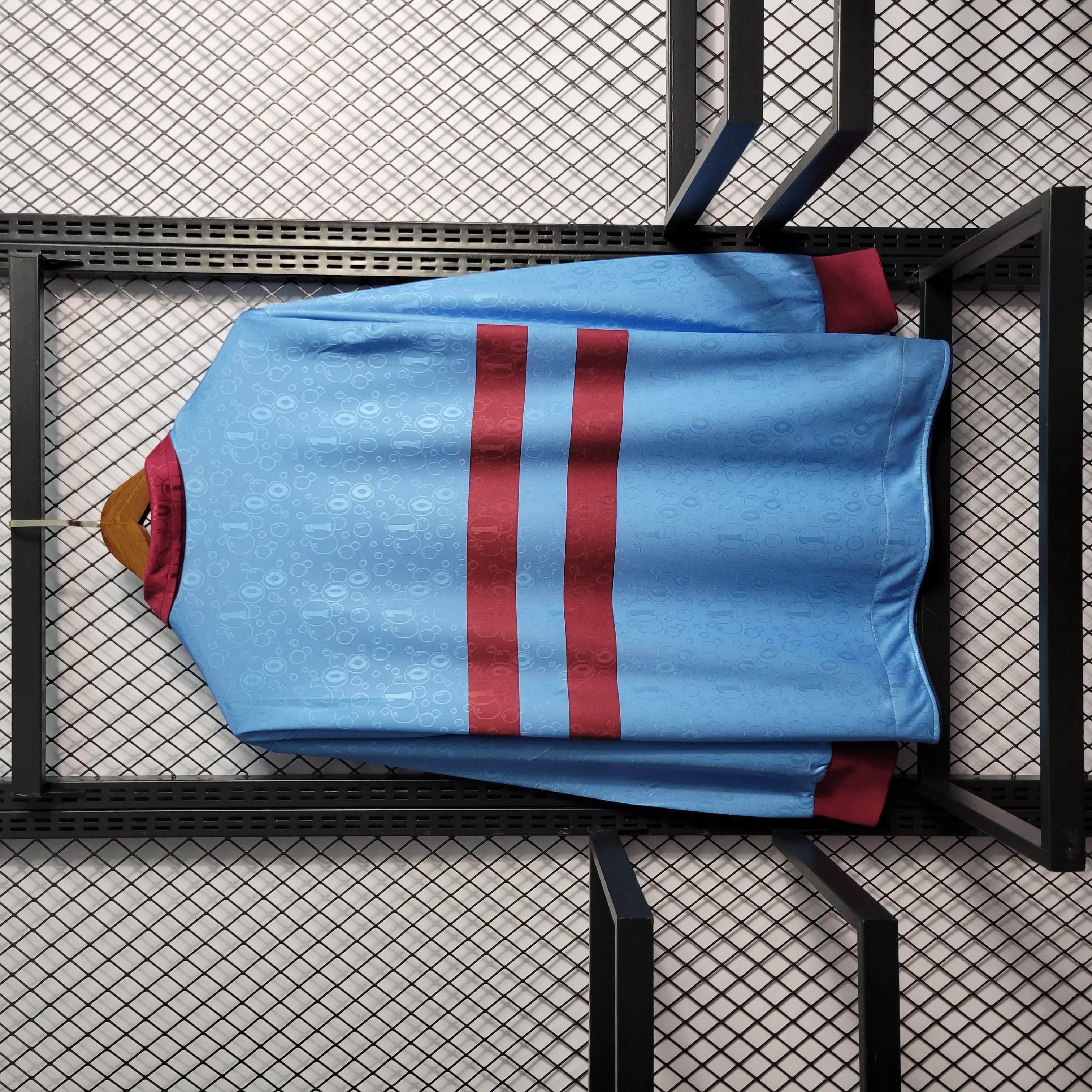 Retro  1995-97 West Ham Long Sleeves Away