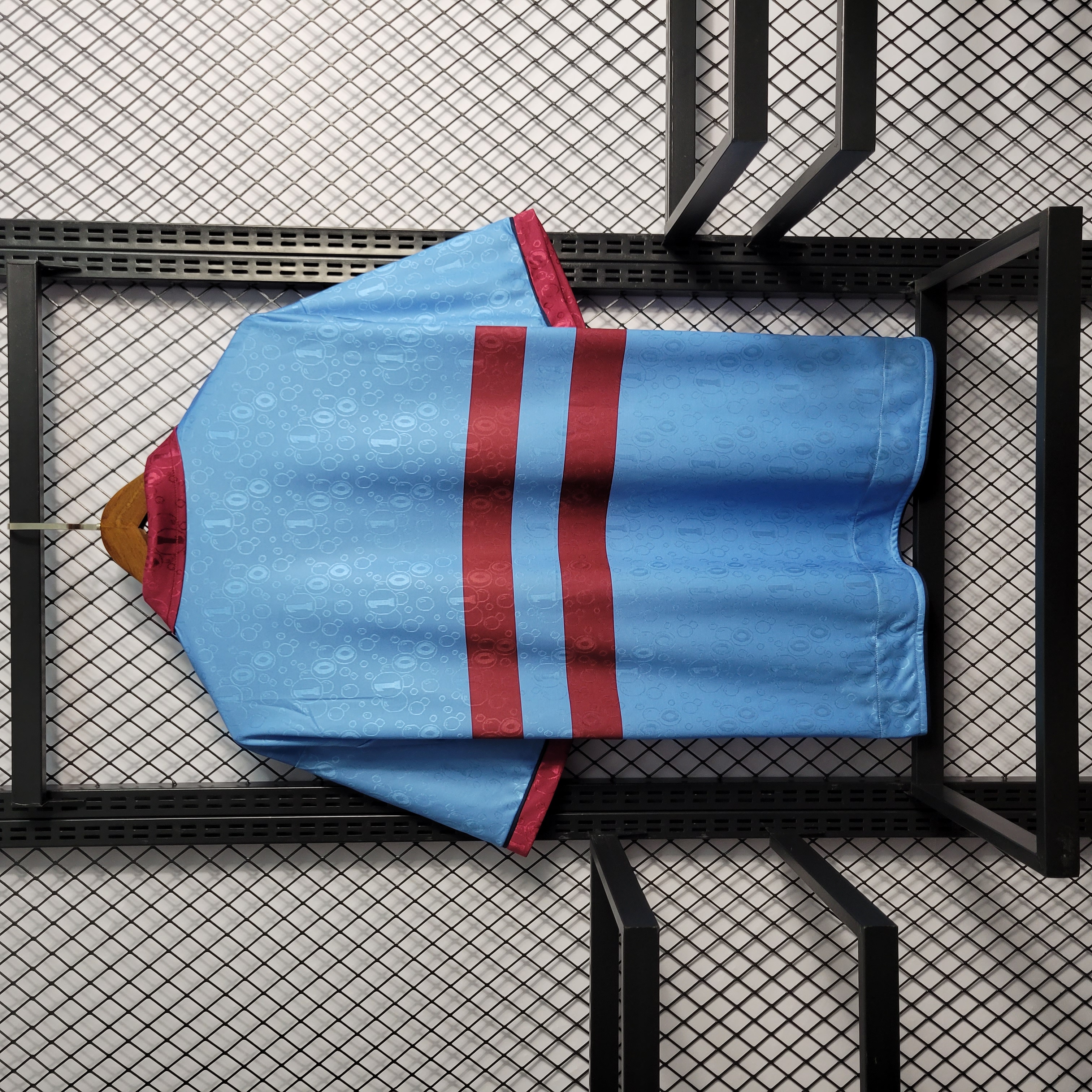 Retro 1995-97 West Ham Away