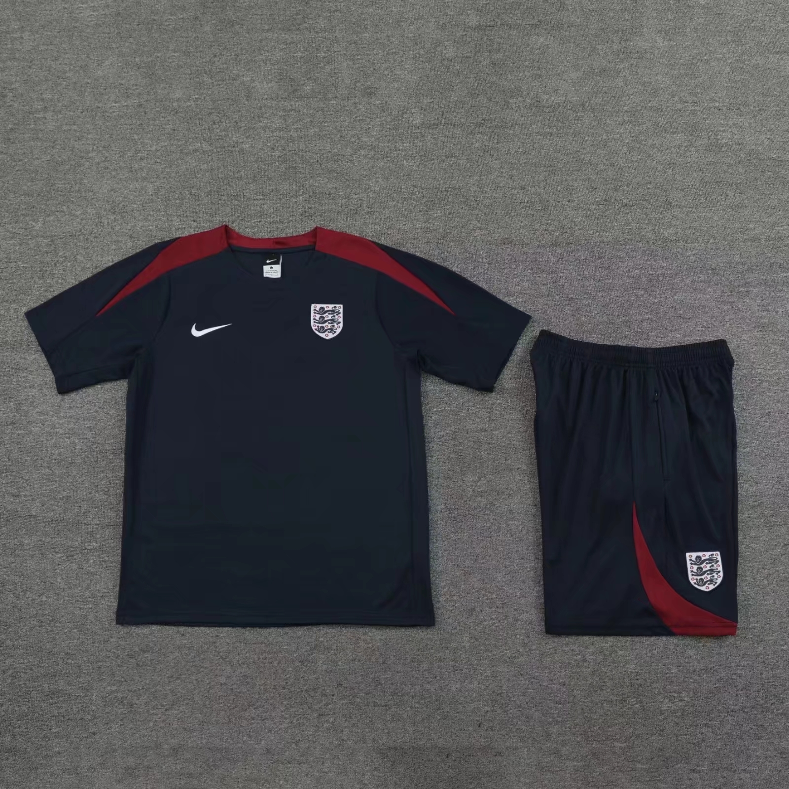 England 24/25 Suit