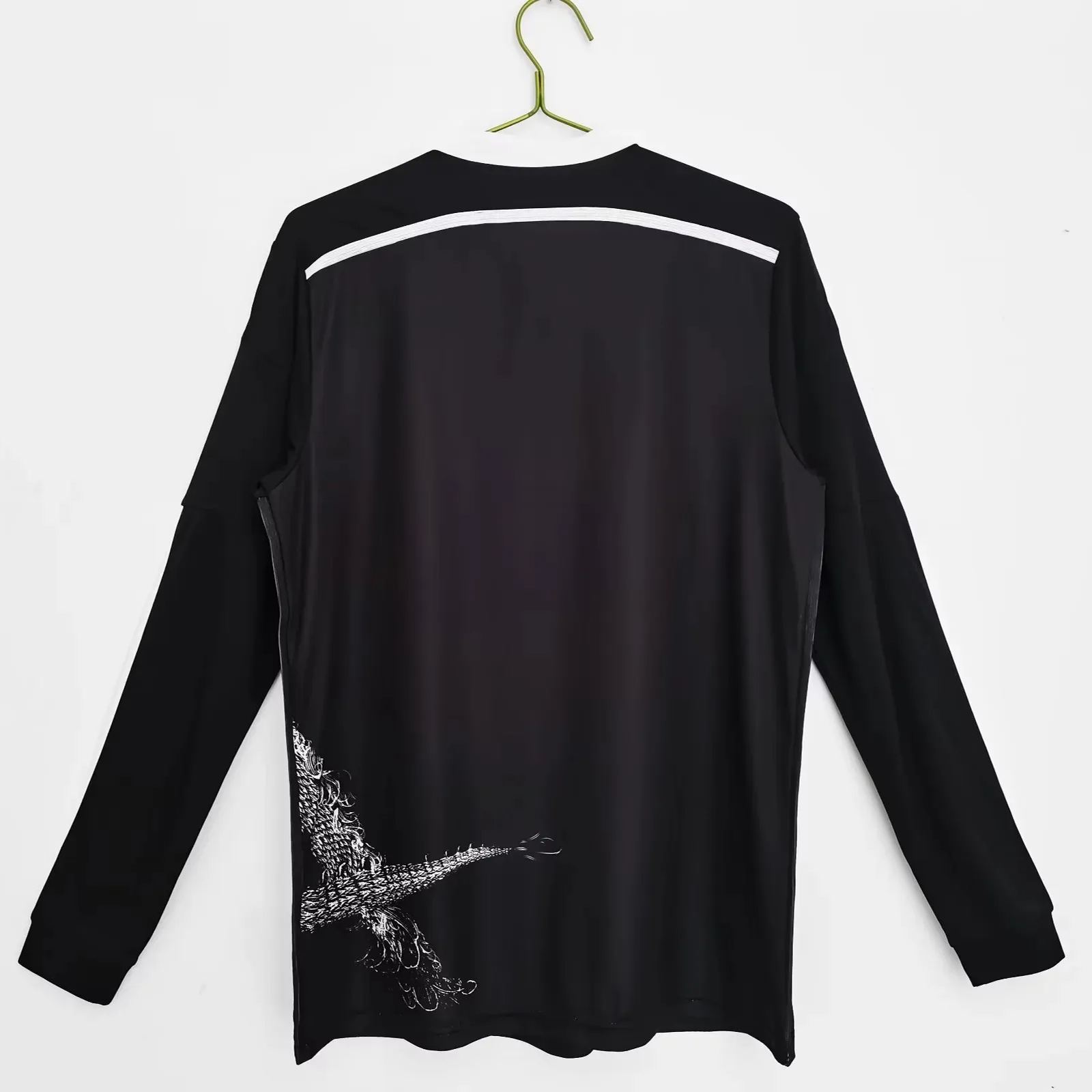 Retro  Real M&alpha;drid 14/15 Third Black Long Sleeves 3