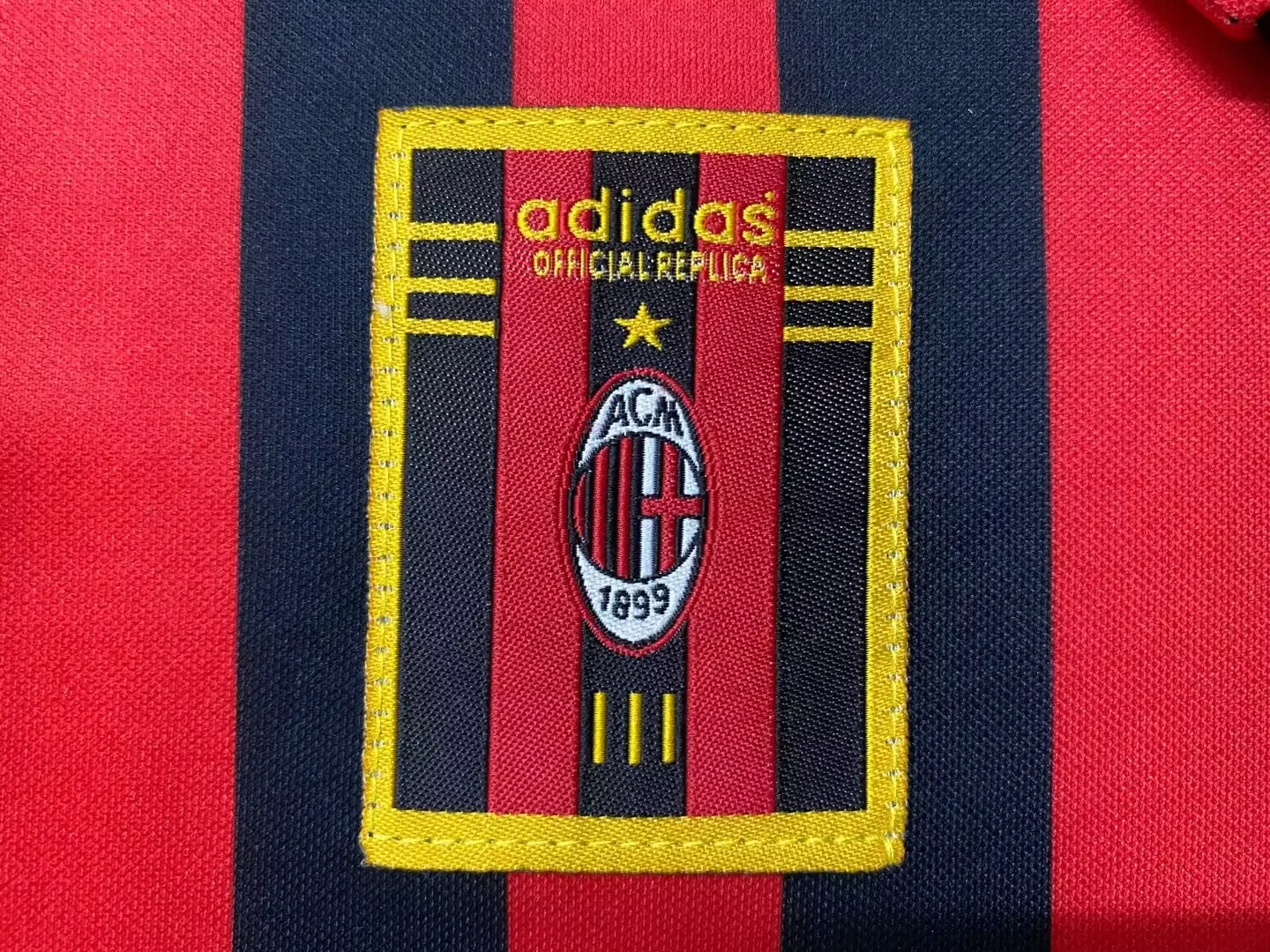 Retro 99/00 AC Milan Home Long Sleeve 4
