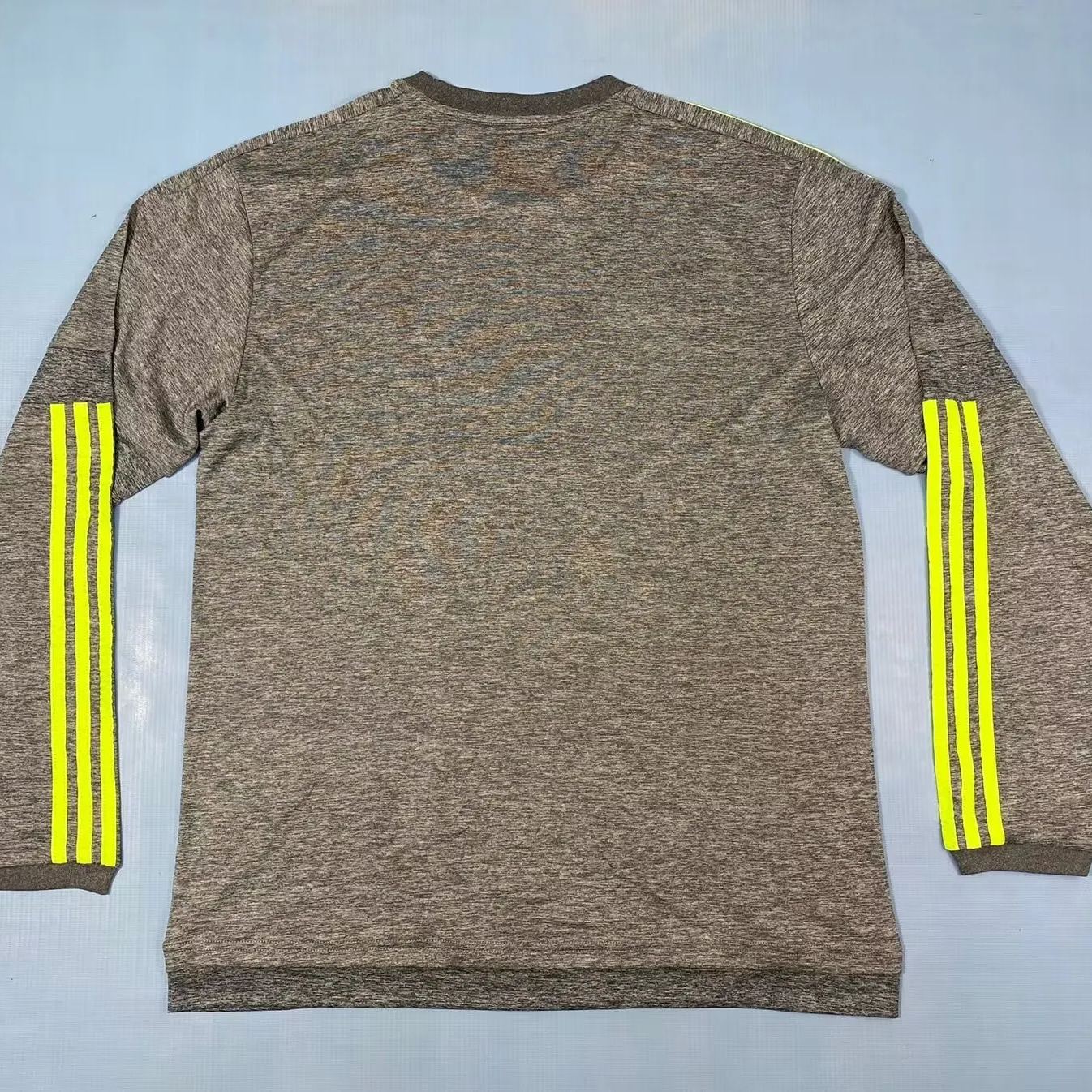 Retro  Real Mαdrid 15/16 Away Gray Long Sleeves