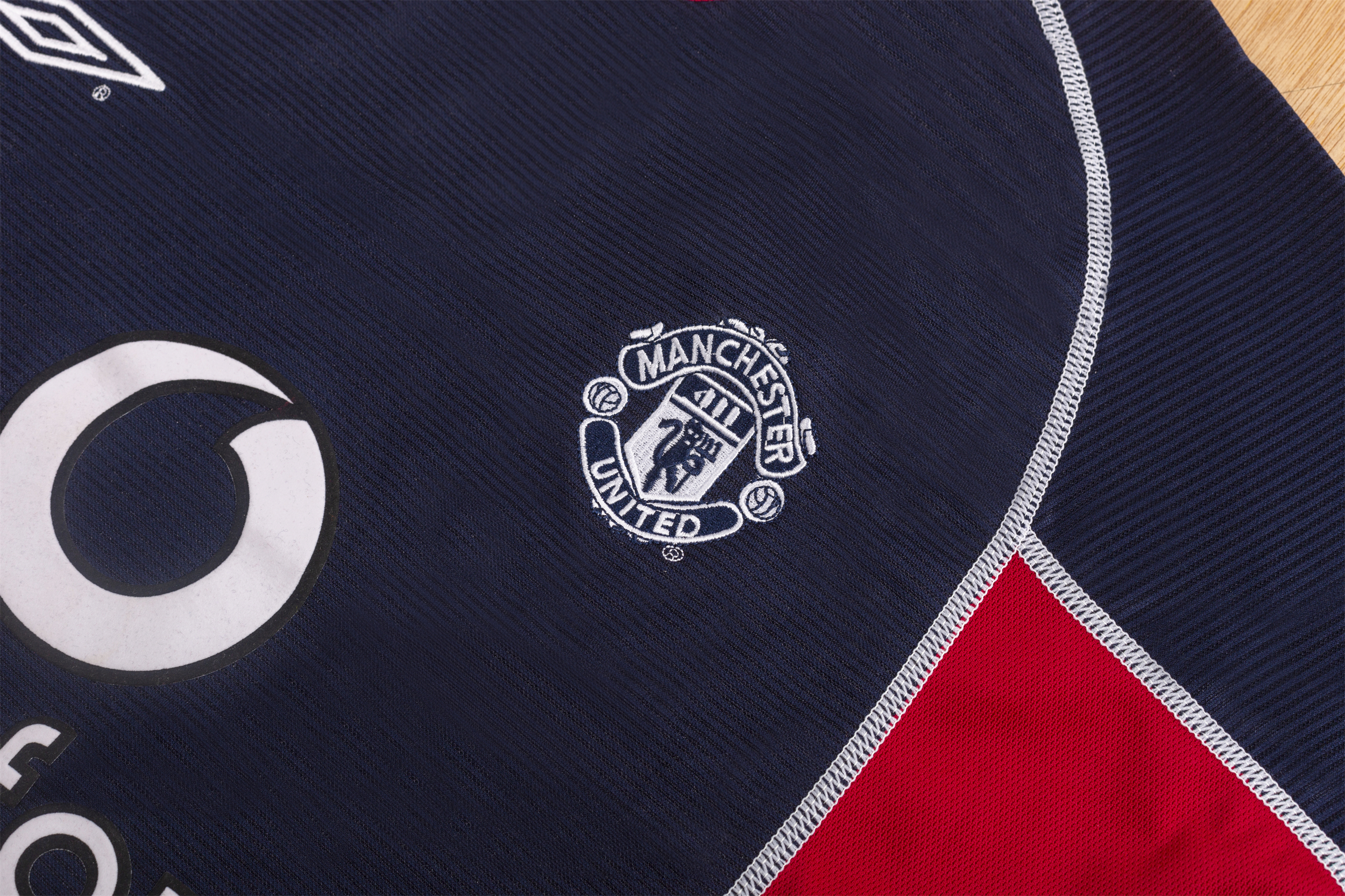 Retro Manchester United 2000/01 Third 3