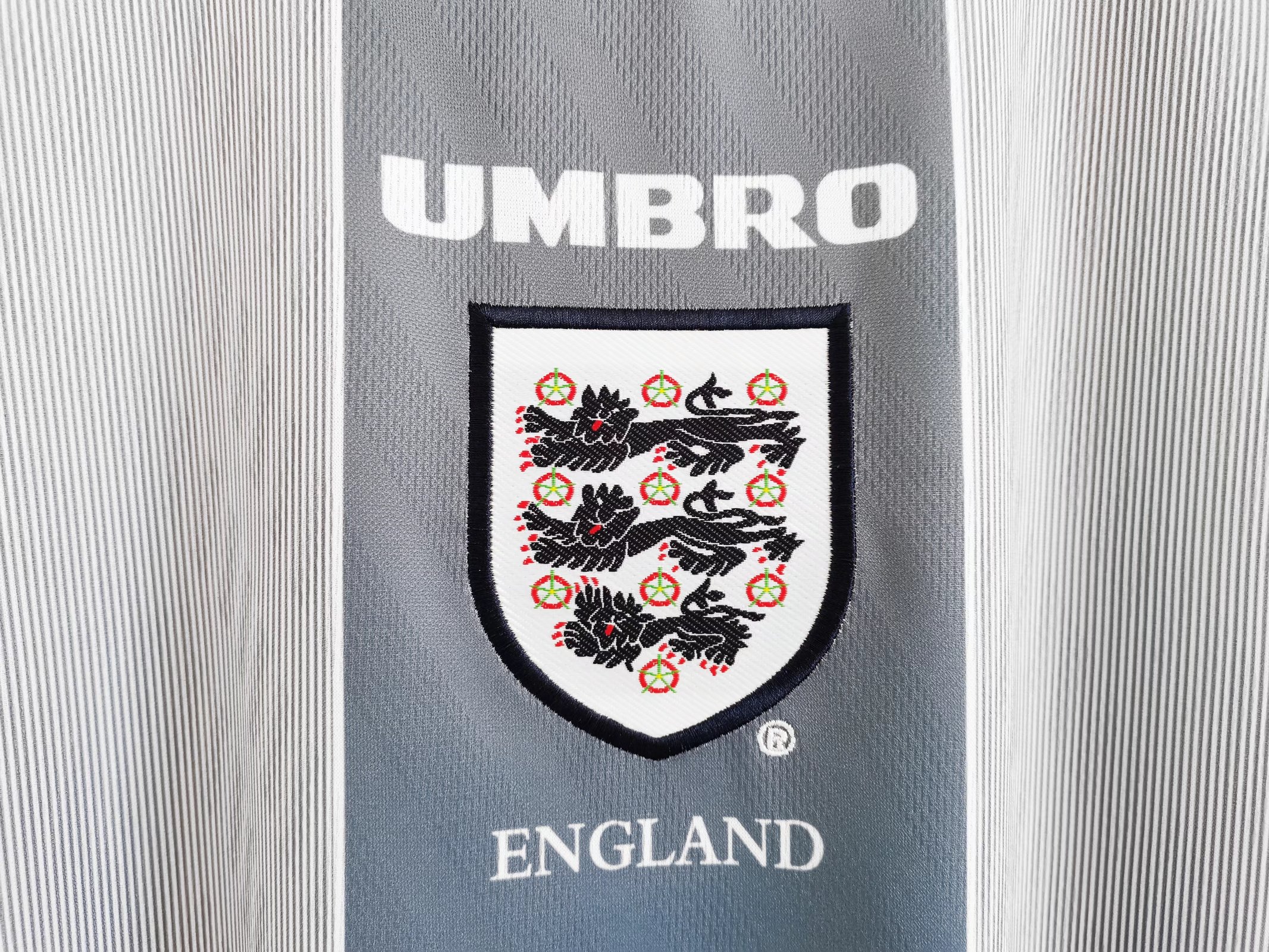 Retro  1996 England Away Long Sleeves