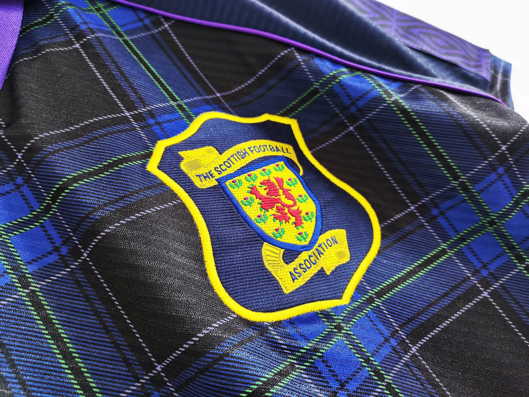 Retro  Scotland 1994/96 Home 4