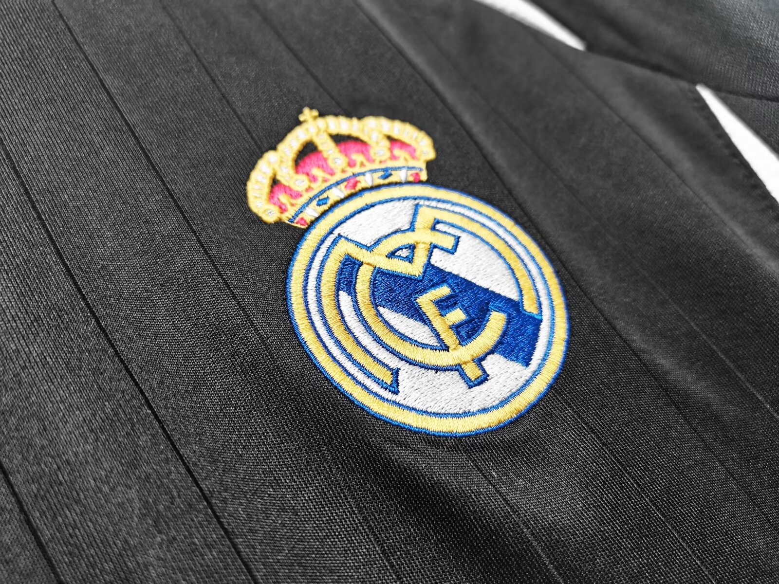 Retro  Real Madrid 06/07 Away Black
