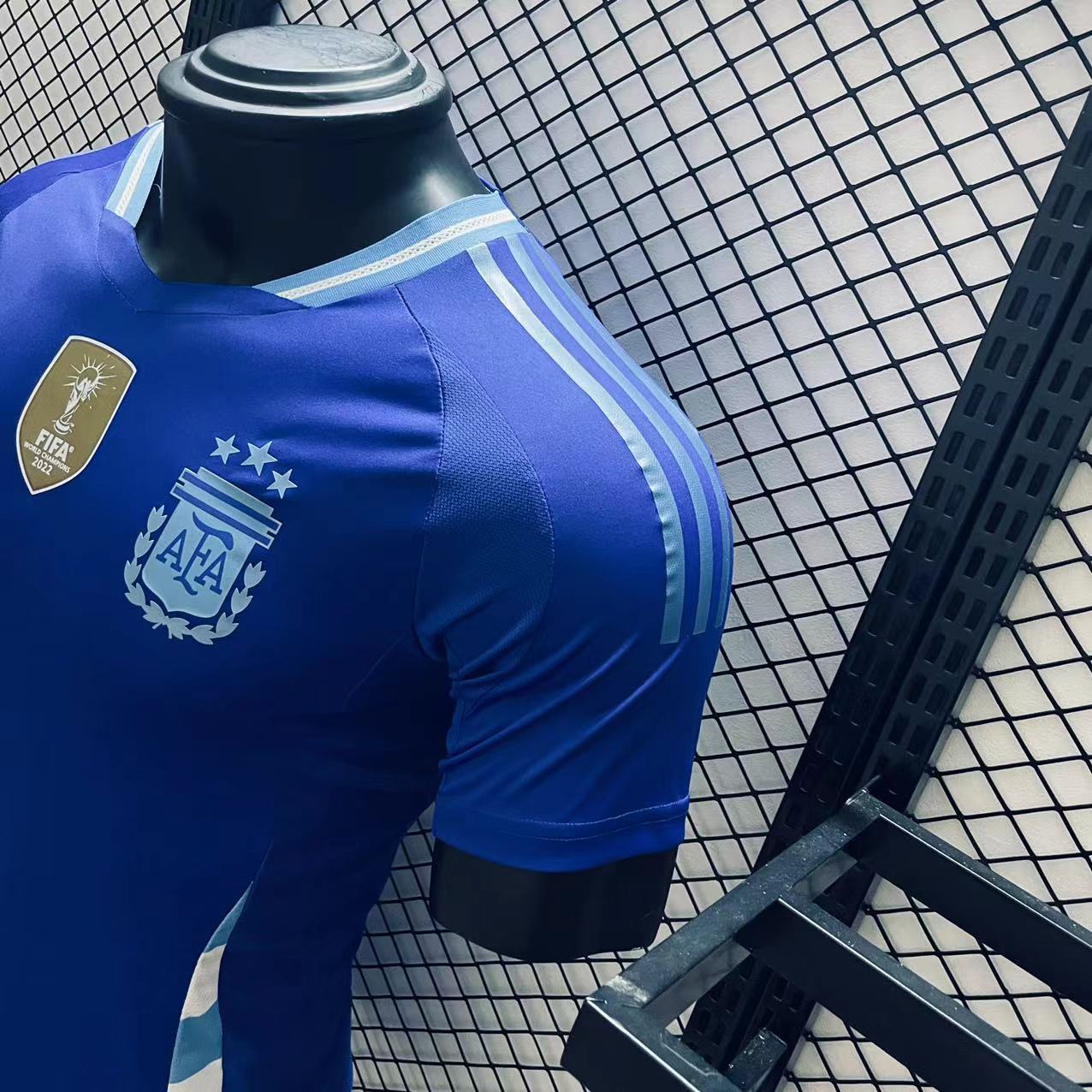 Player Version  Argentina 24/25 Away Royal Blue 4