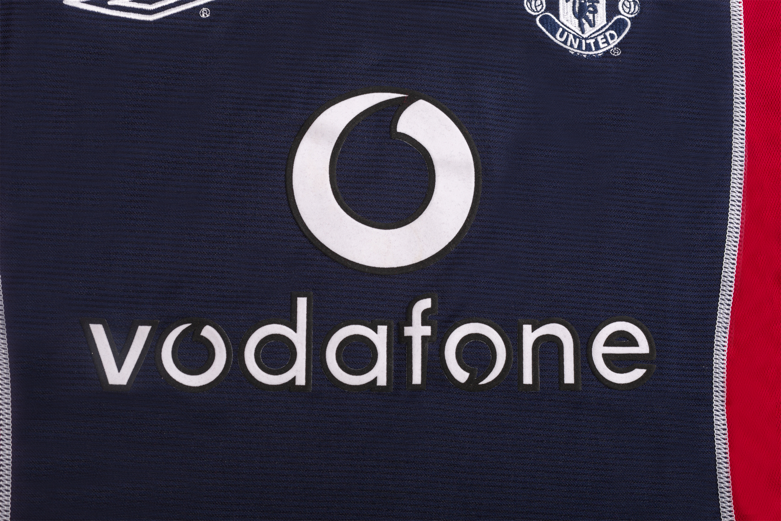 Retro Manchester United 2000/01 Third 4