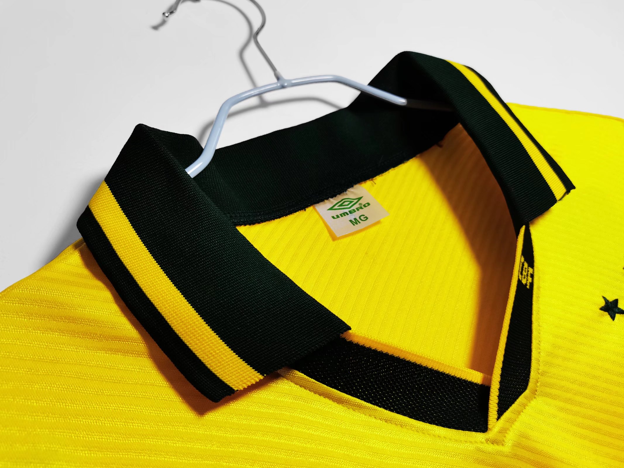 Retro  Brazil 1993/94 Home 3