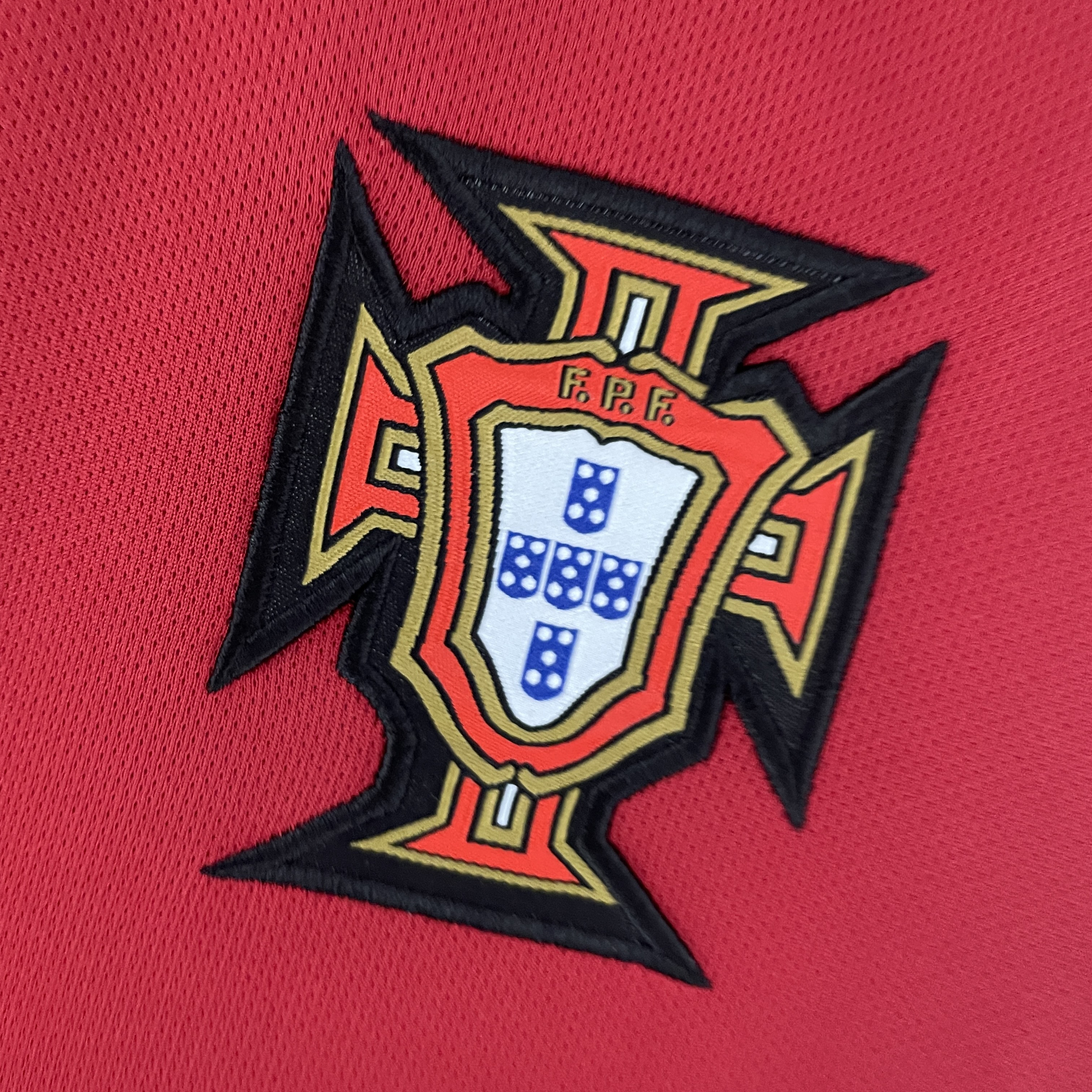 Retro  Portugal 2006 Home Red 4