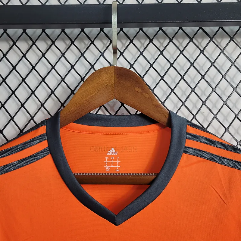 Retro  Real M&alpha;drid 13/14 Third Orange 4