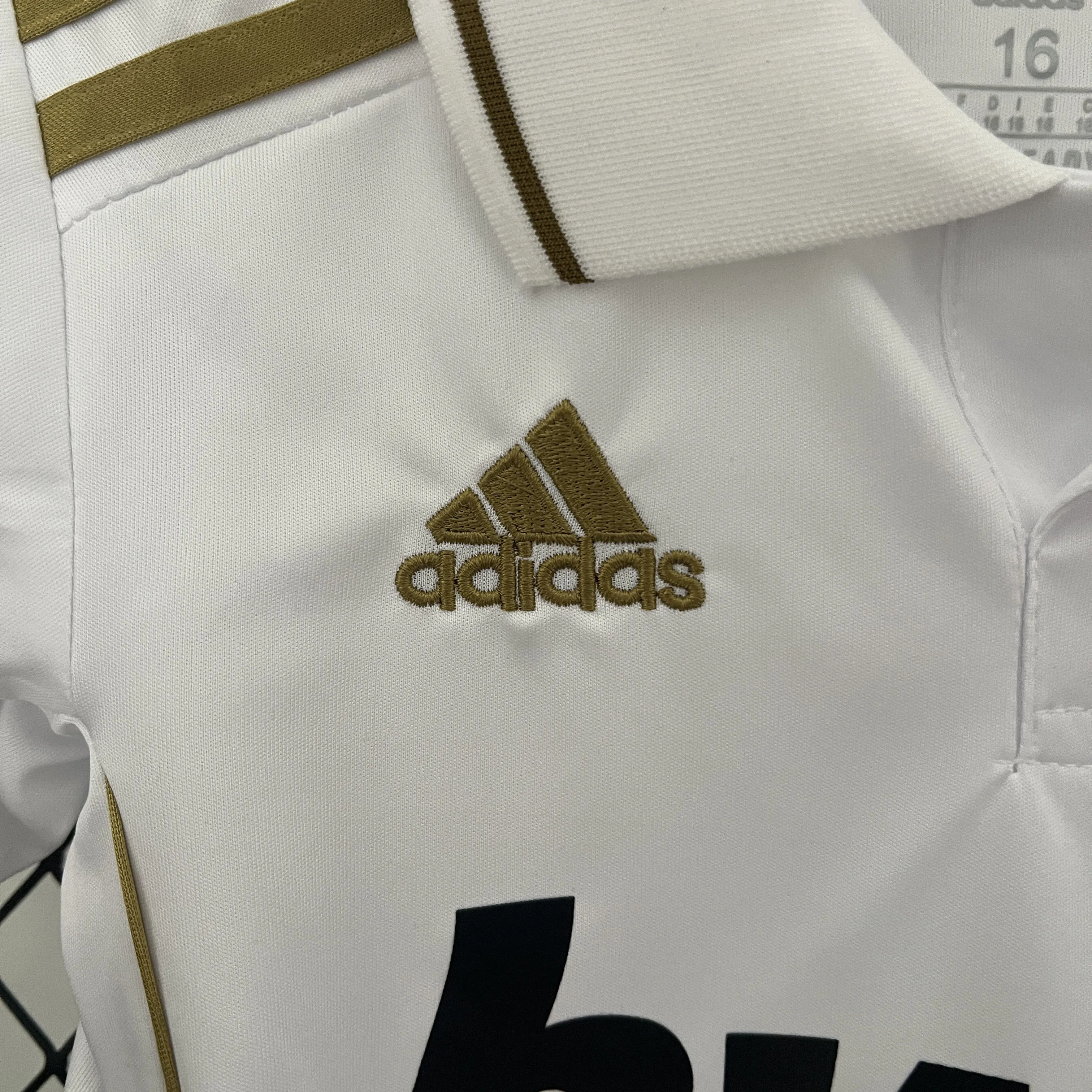 Kids Reαl Madrid 11/12 Home kit