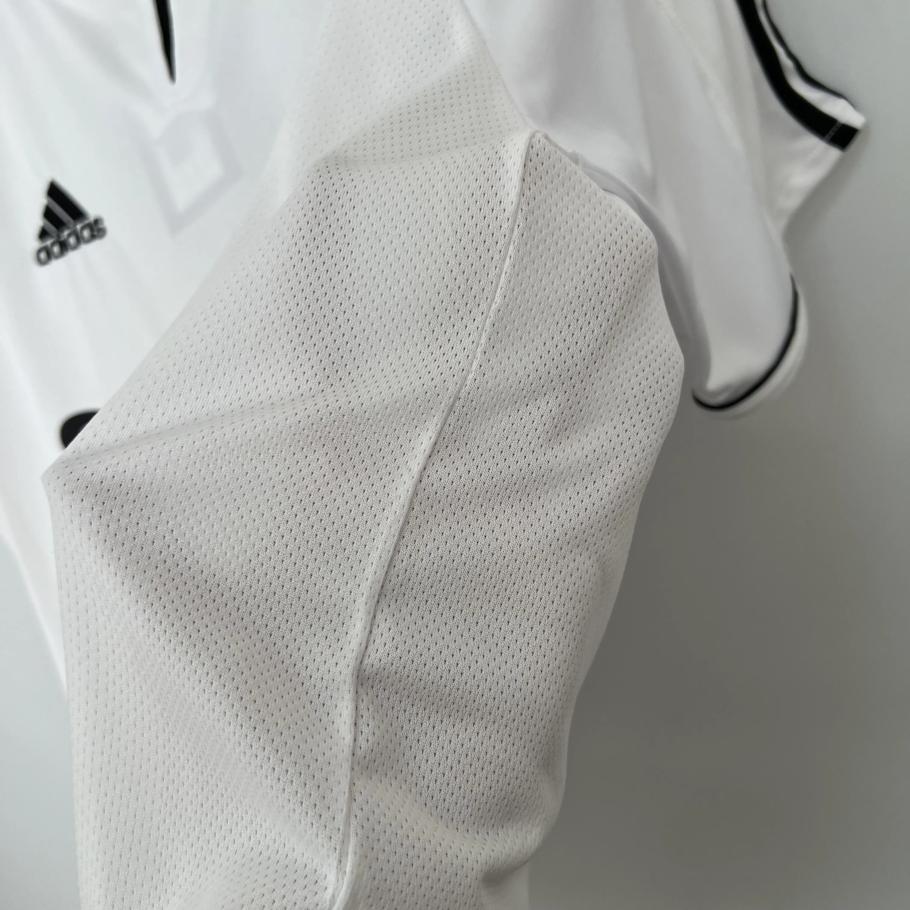 Retro  Real Madrid 03/04 Home White