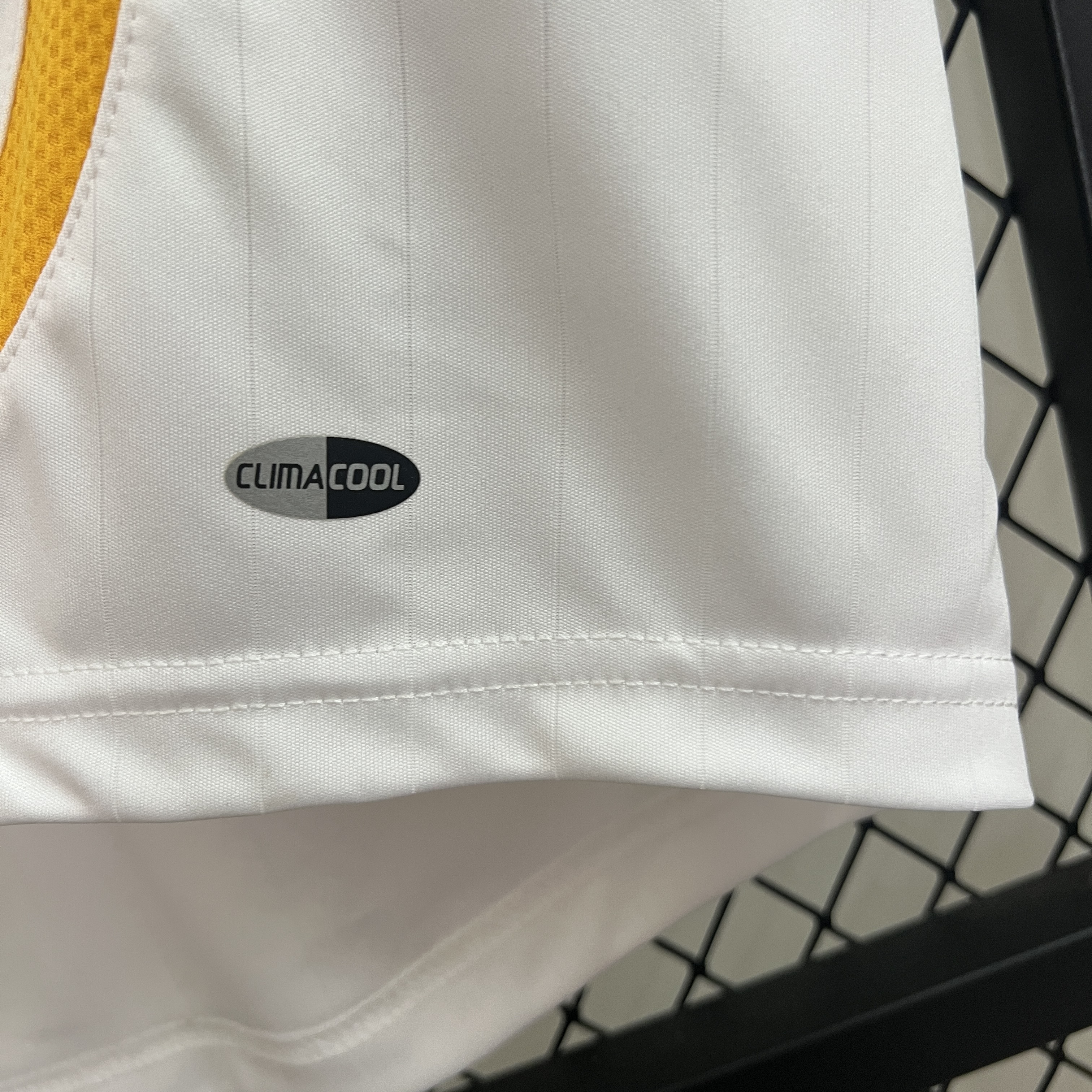 Retro  Germany 2006 Home Wihte 4