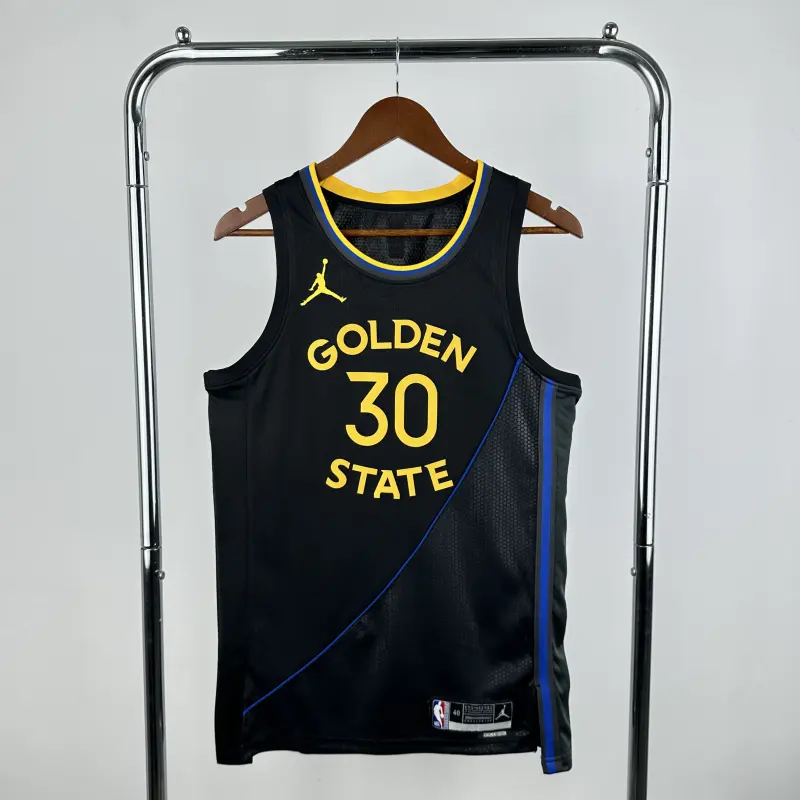 25 Season Warriors Flyer Edition #30