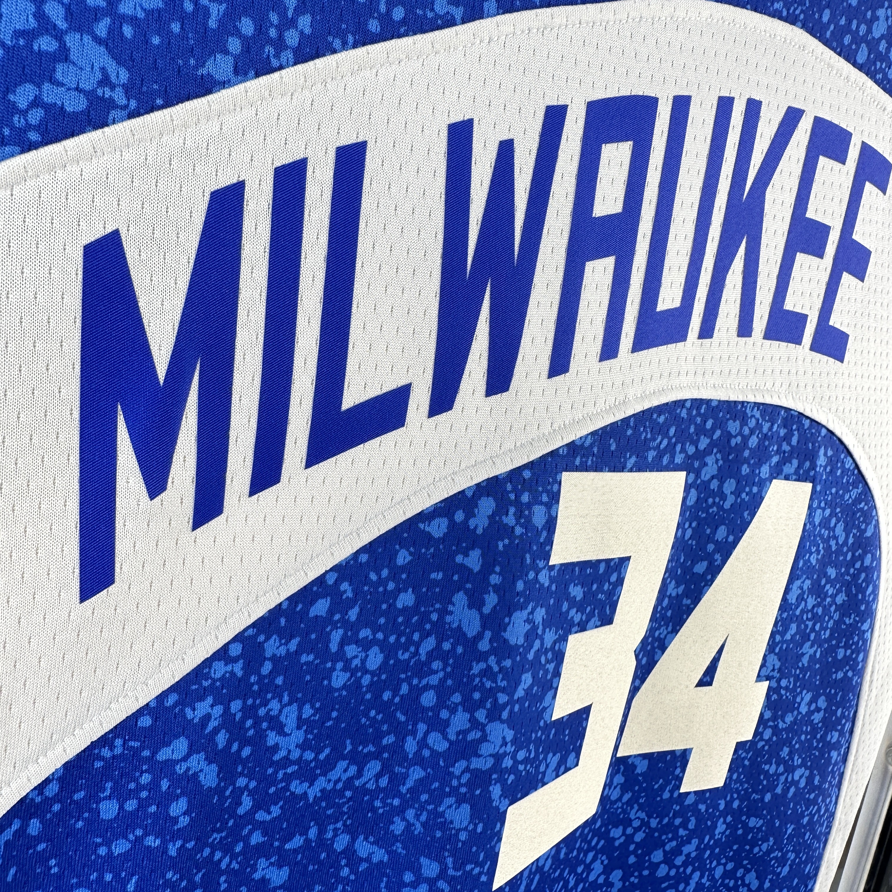 24 Season Milwaukee Bucks  City Edition No.34