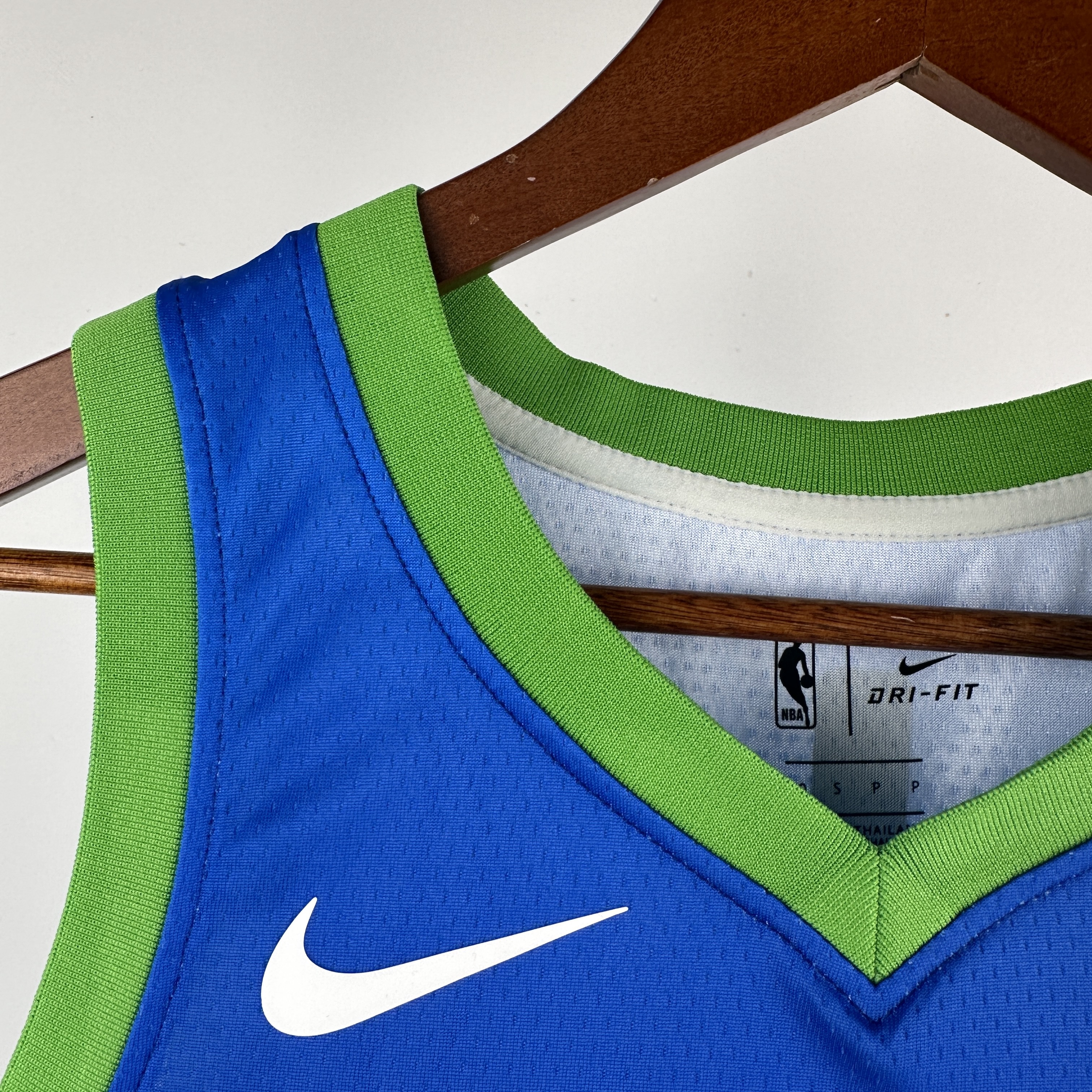 Dallas Mavericks #11