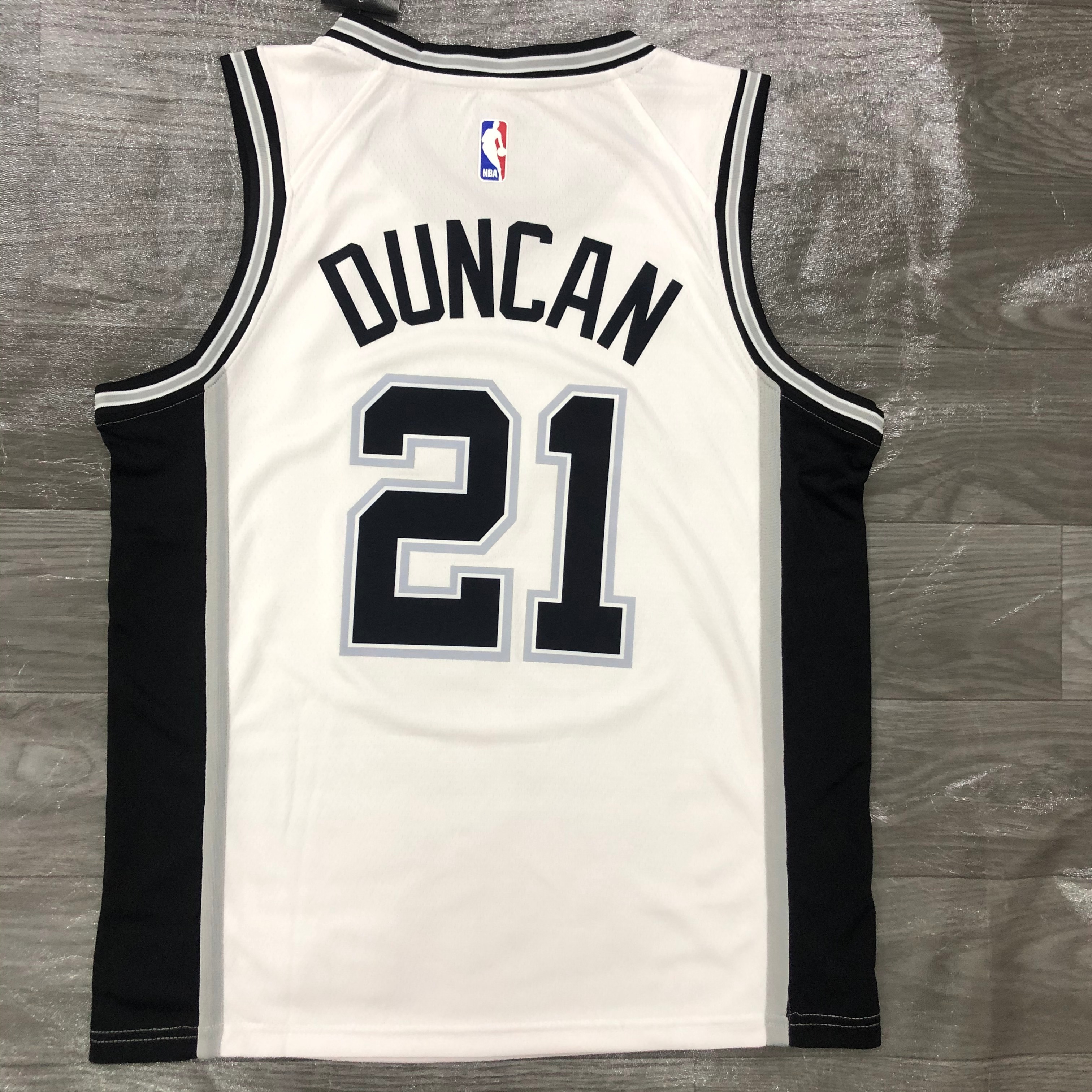 SAN ANTONIO SPURS WHITE #21