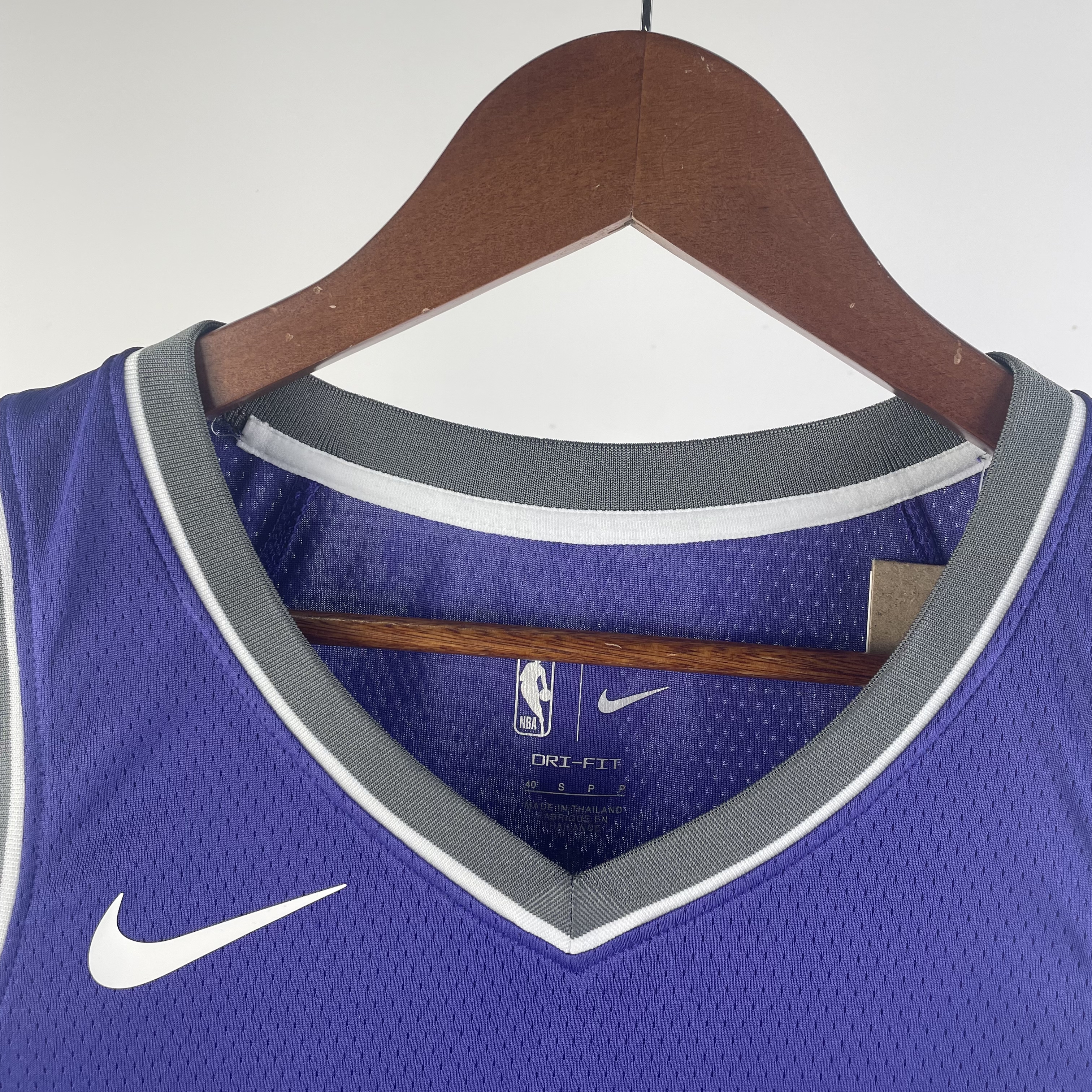 23 SEASON SACRAMENTO KINGS Away Purple  #10 DeROZAN