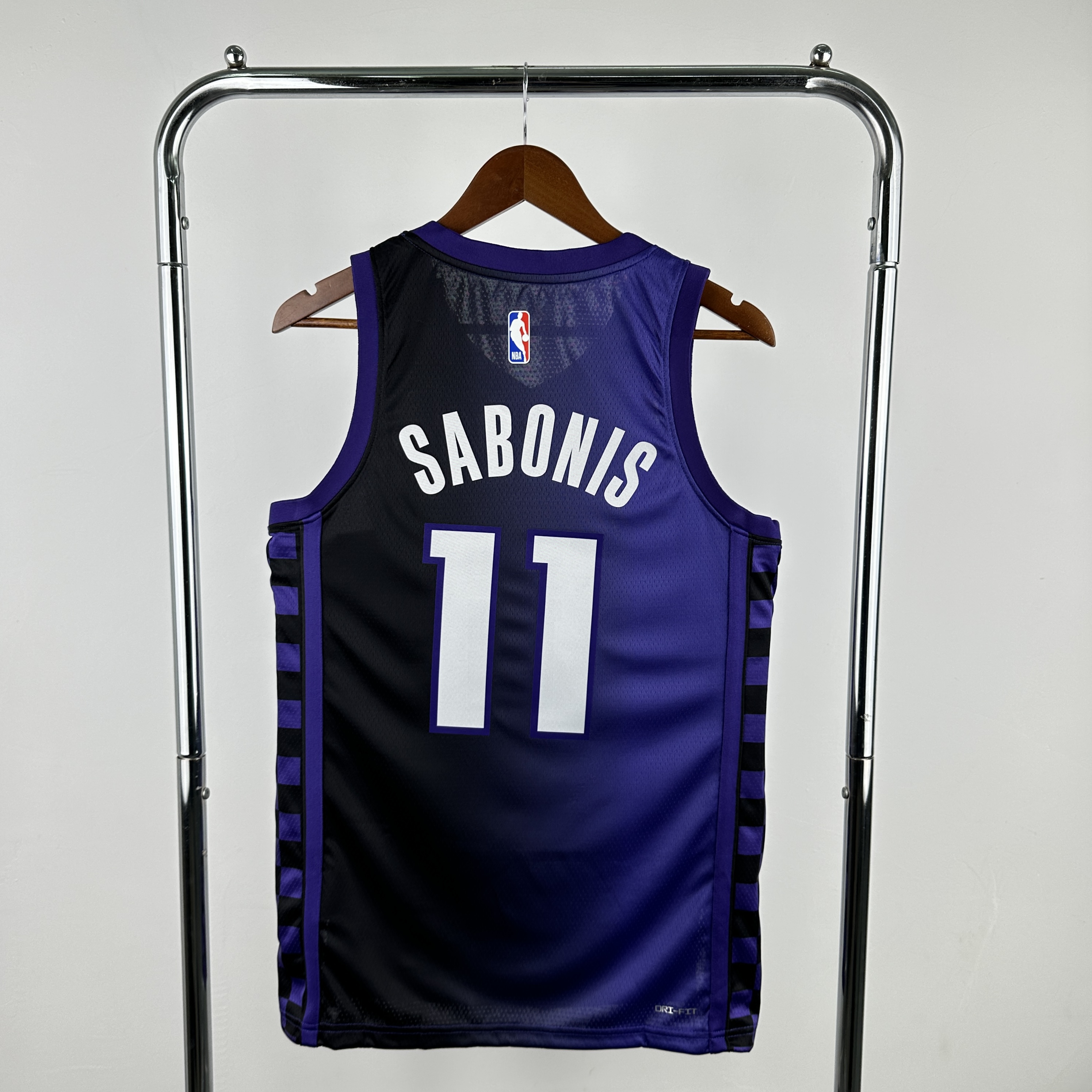 24 SEASON SACRAMENTO KINGS FLYER  #11 SABONIS