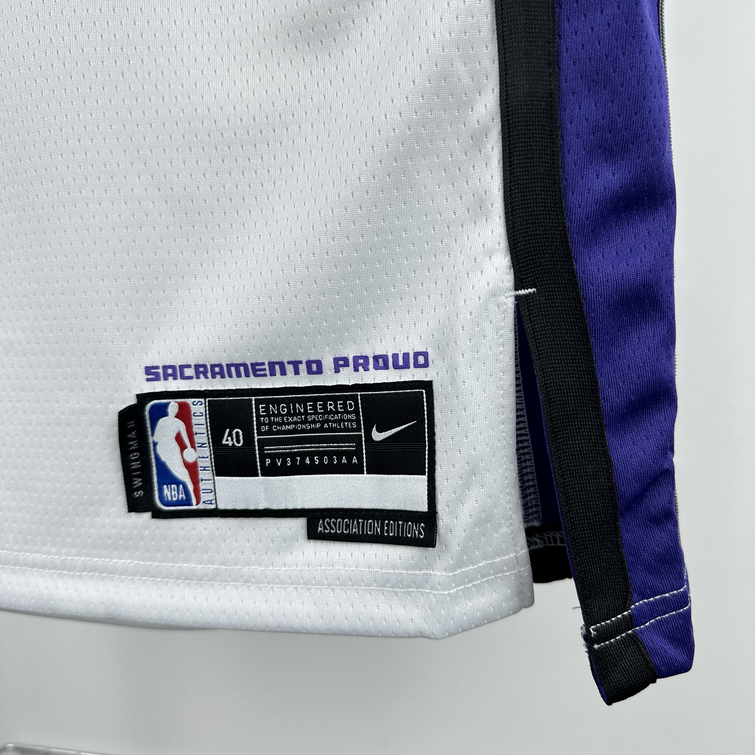 24 SEASON SACRAMENTO KINGS Home  #0 MONK