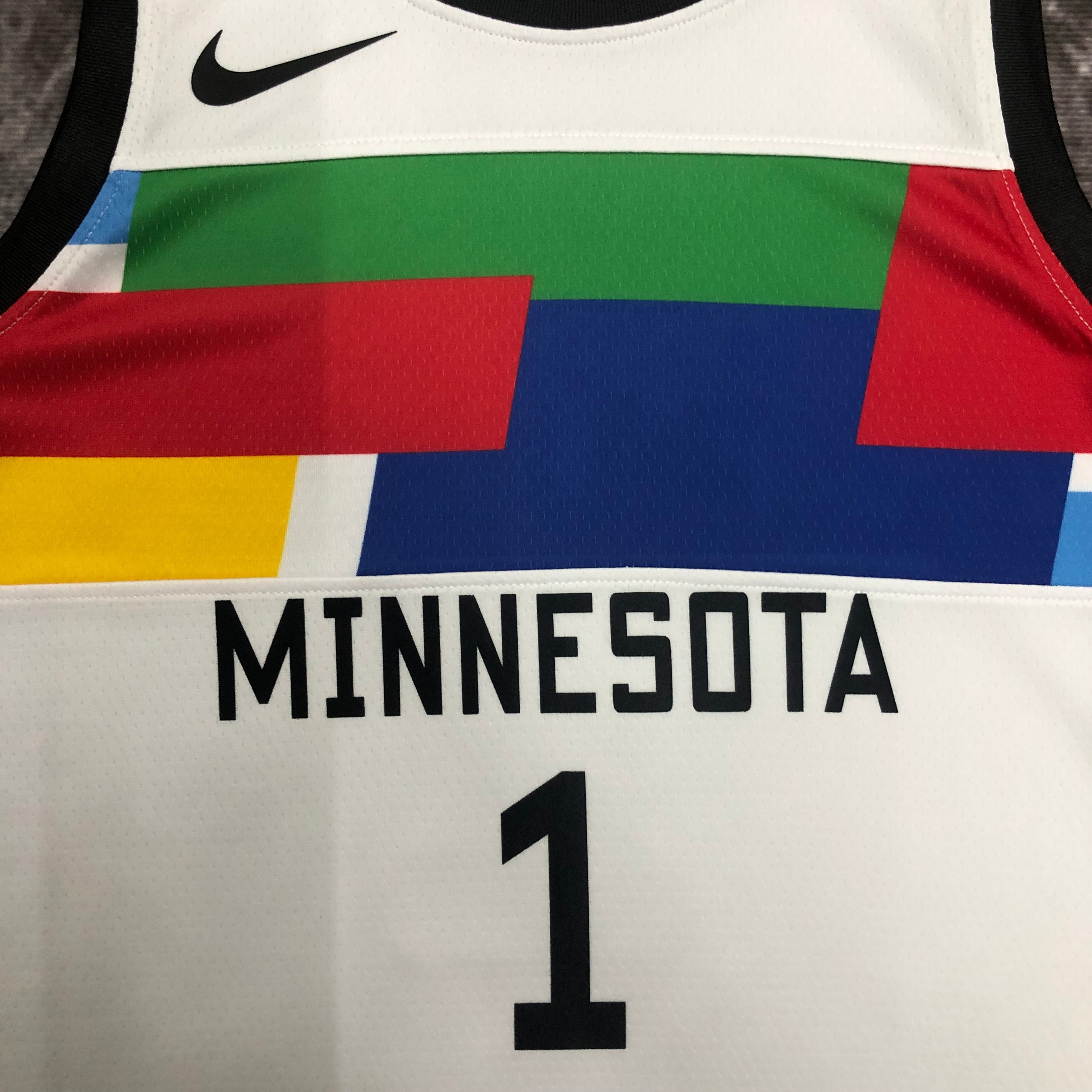 23 SEASON MINNESOTA TIMBERWOLVES CITY VERSION  NO.1 EDWARDS