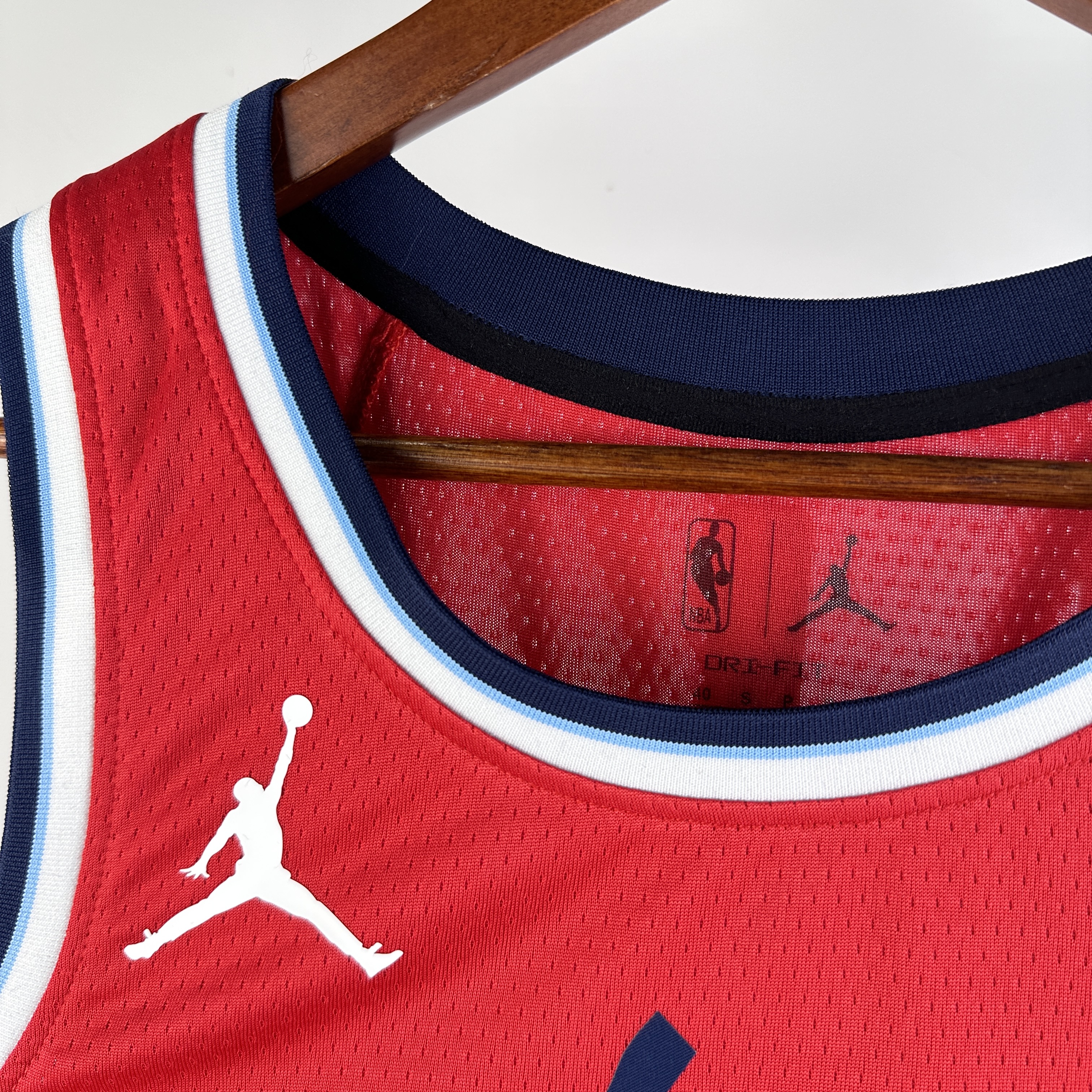 24/25 Season Los Angeles Clippers Flyer Edition  No.2 Leonard