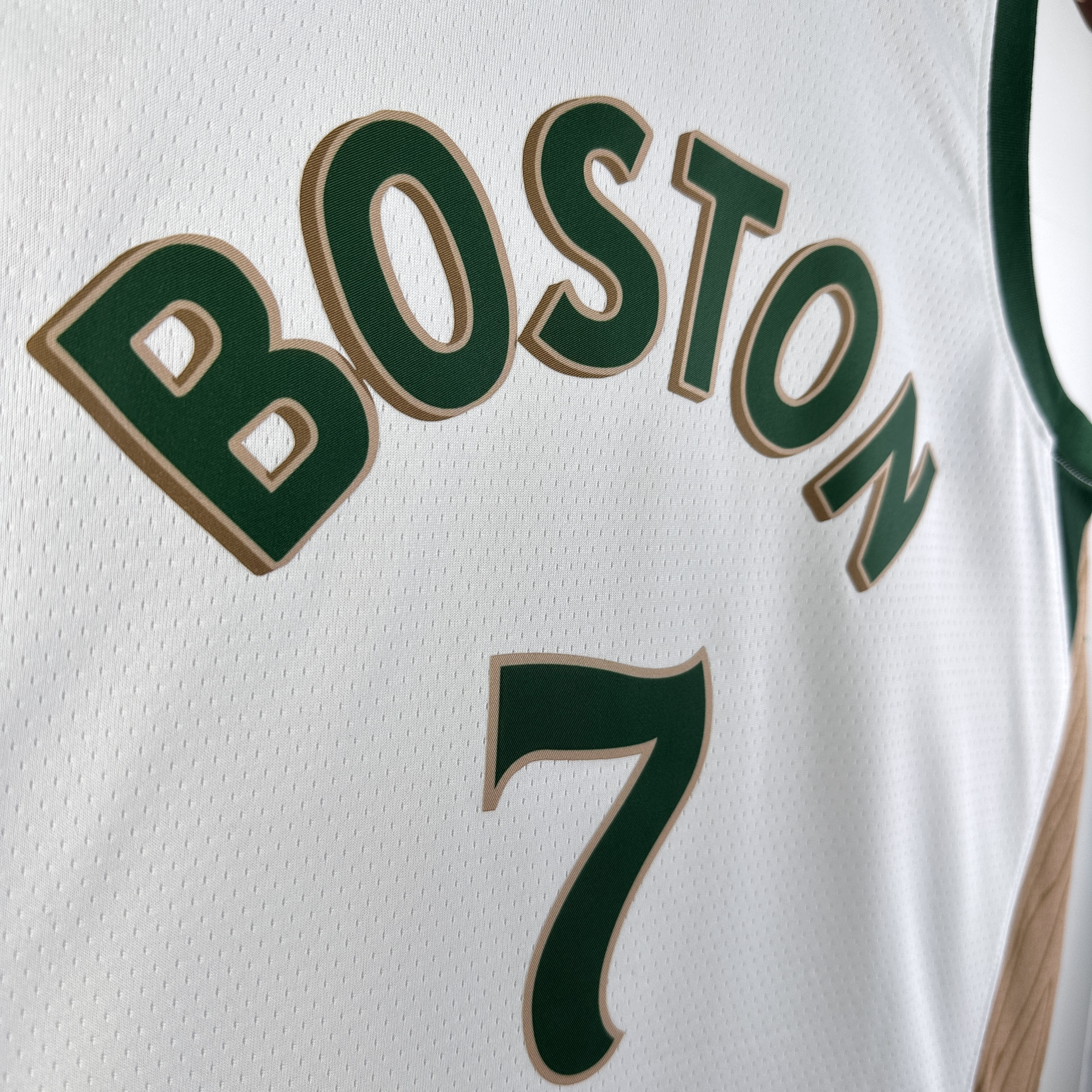 24 Season Celtic City Version No. 7 Brown