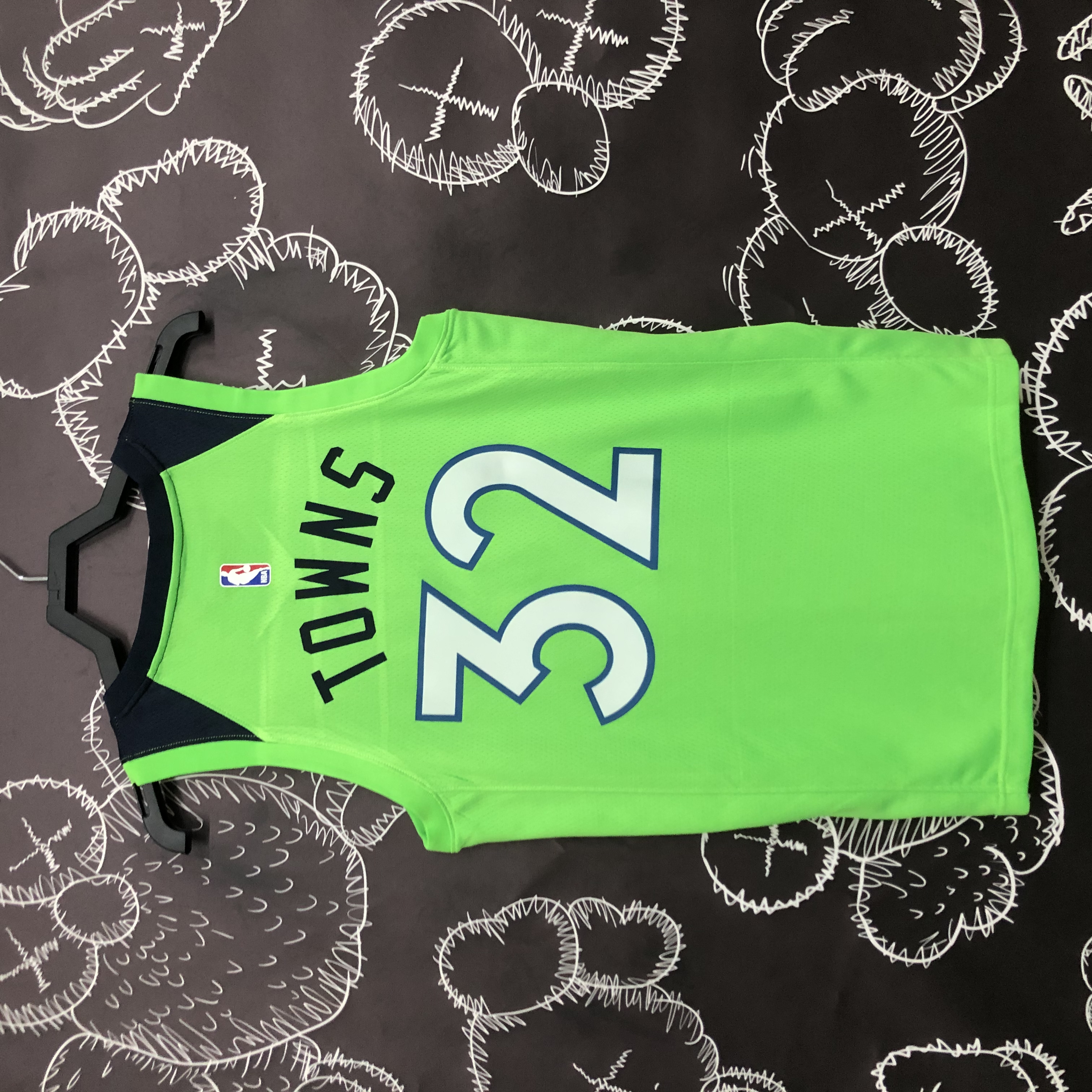 MINNESOTA TIMBERWOLVES GREEN  NO.32 TOWNS