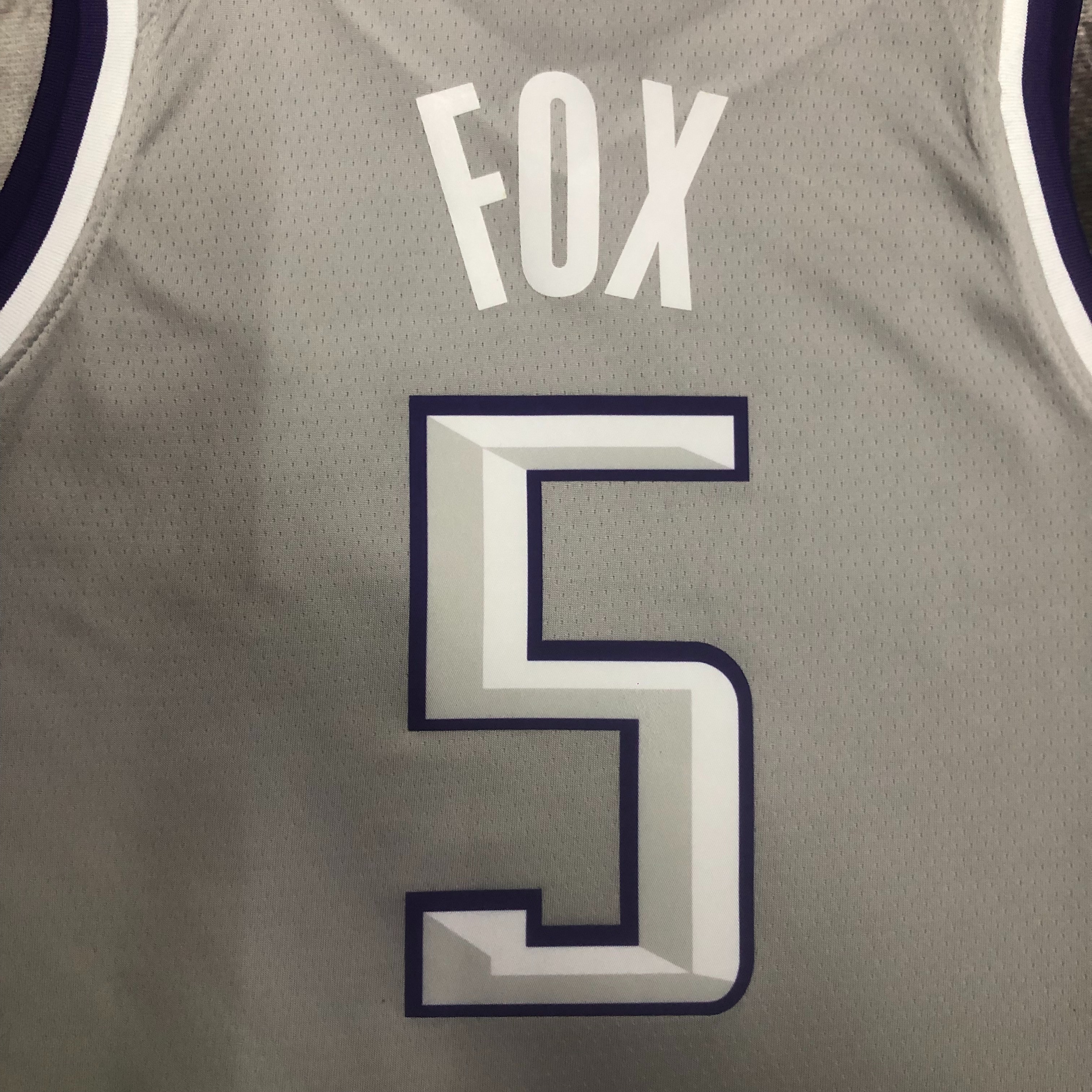 23 SEASON SACRAMENTO KINGS CITY  #5 FOX