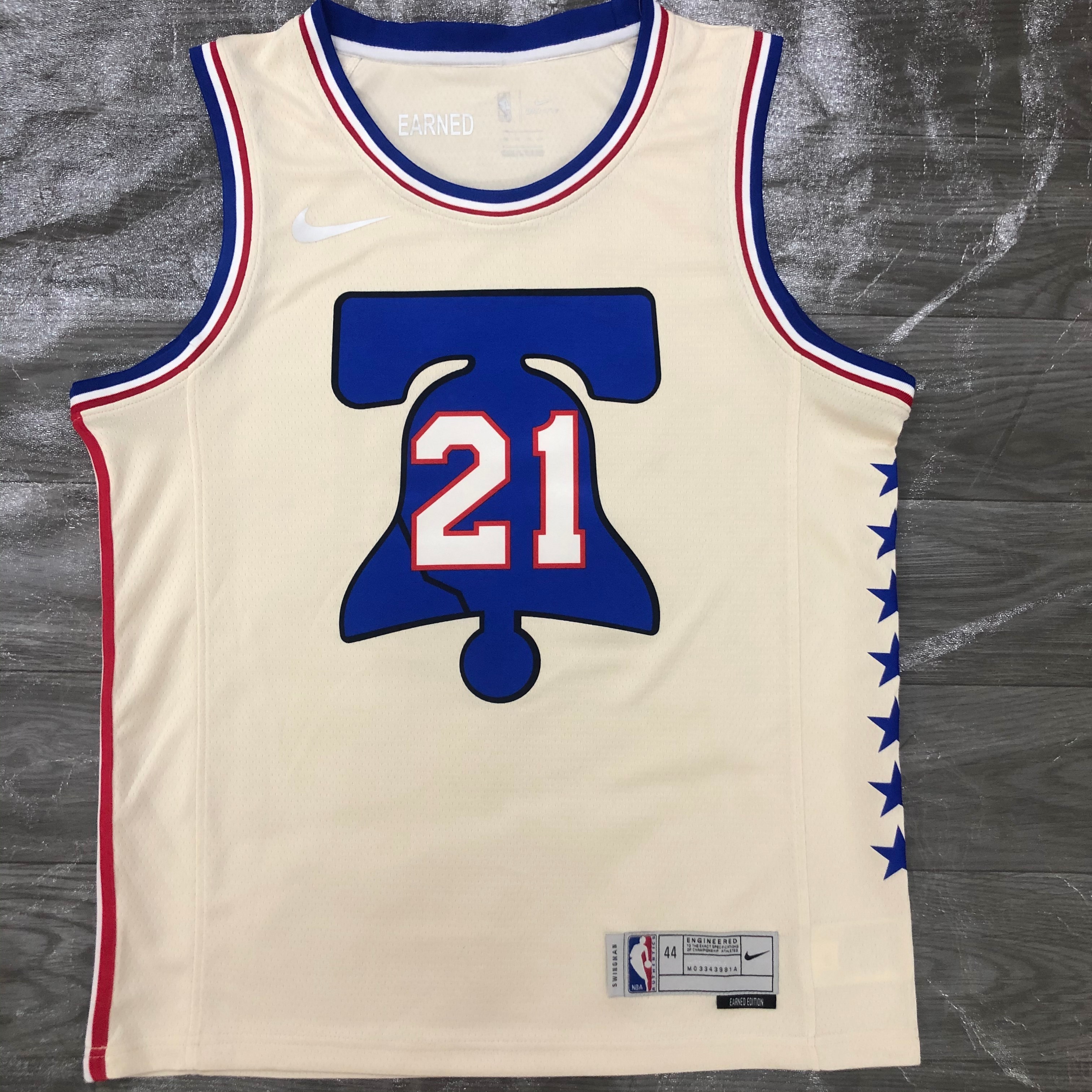 21 Season Philadelphia 76ers #21