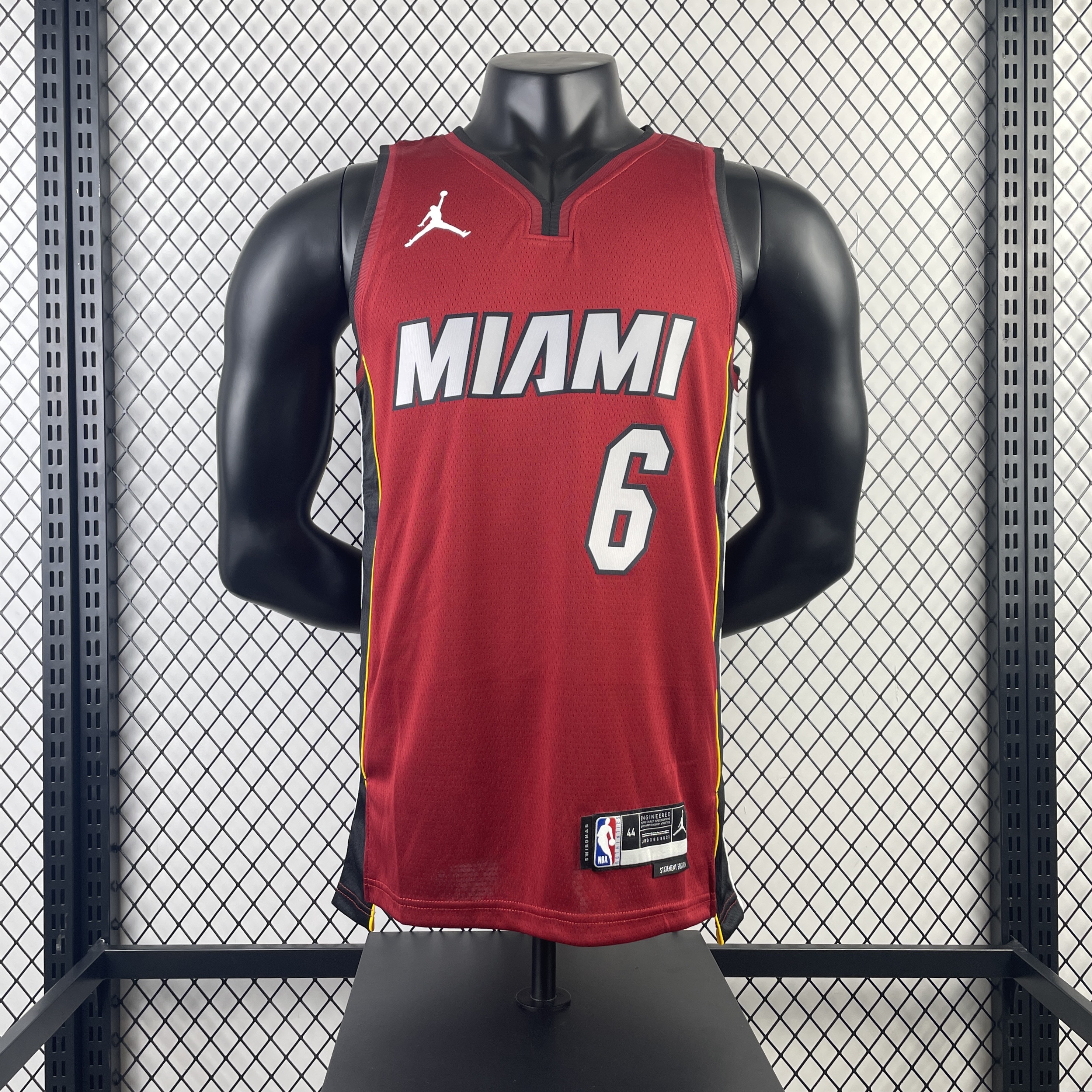 23 Season Miami Heat Flyer Edition  No.6 James