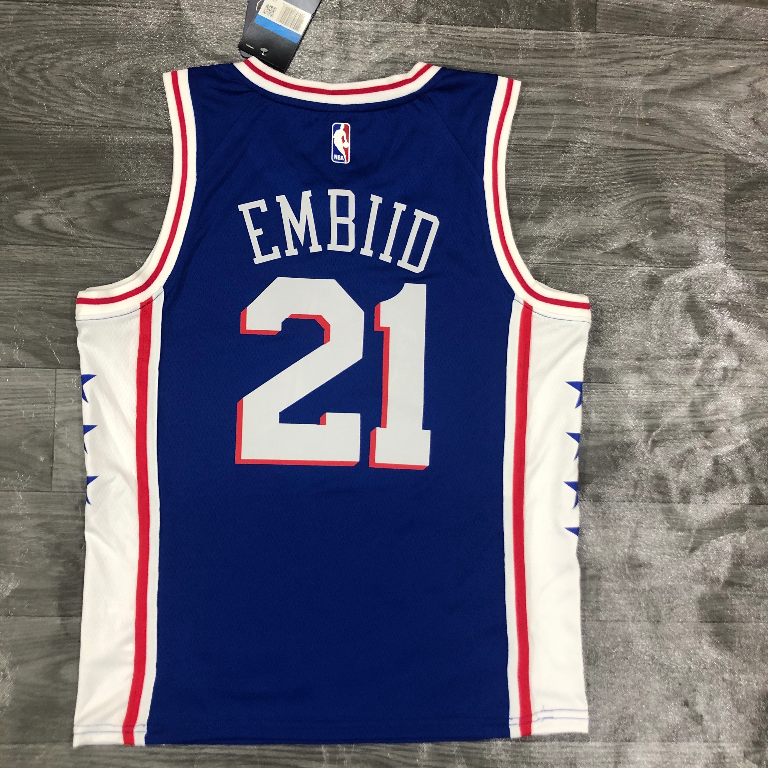 Philadelphia 76ers Blue V #21