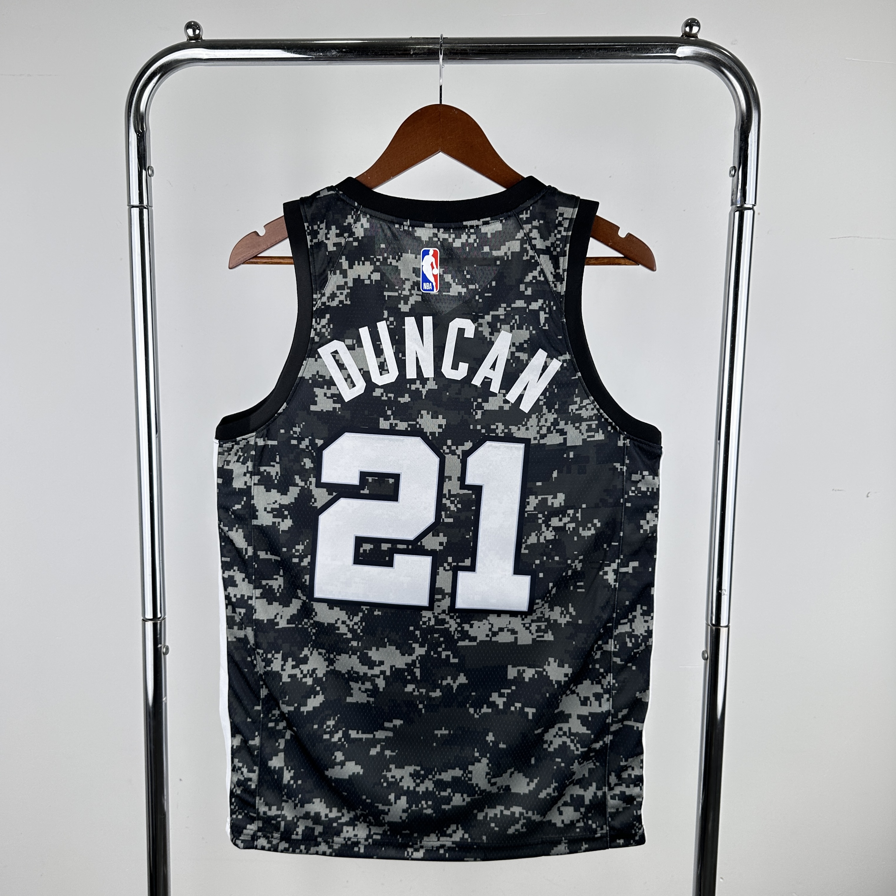SAN ANTONIO SPURS CAMO  #21 DUNCAN
