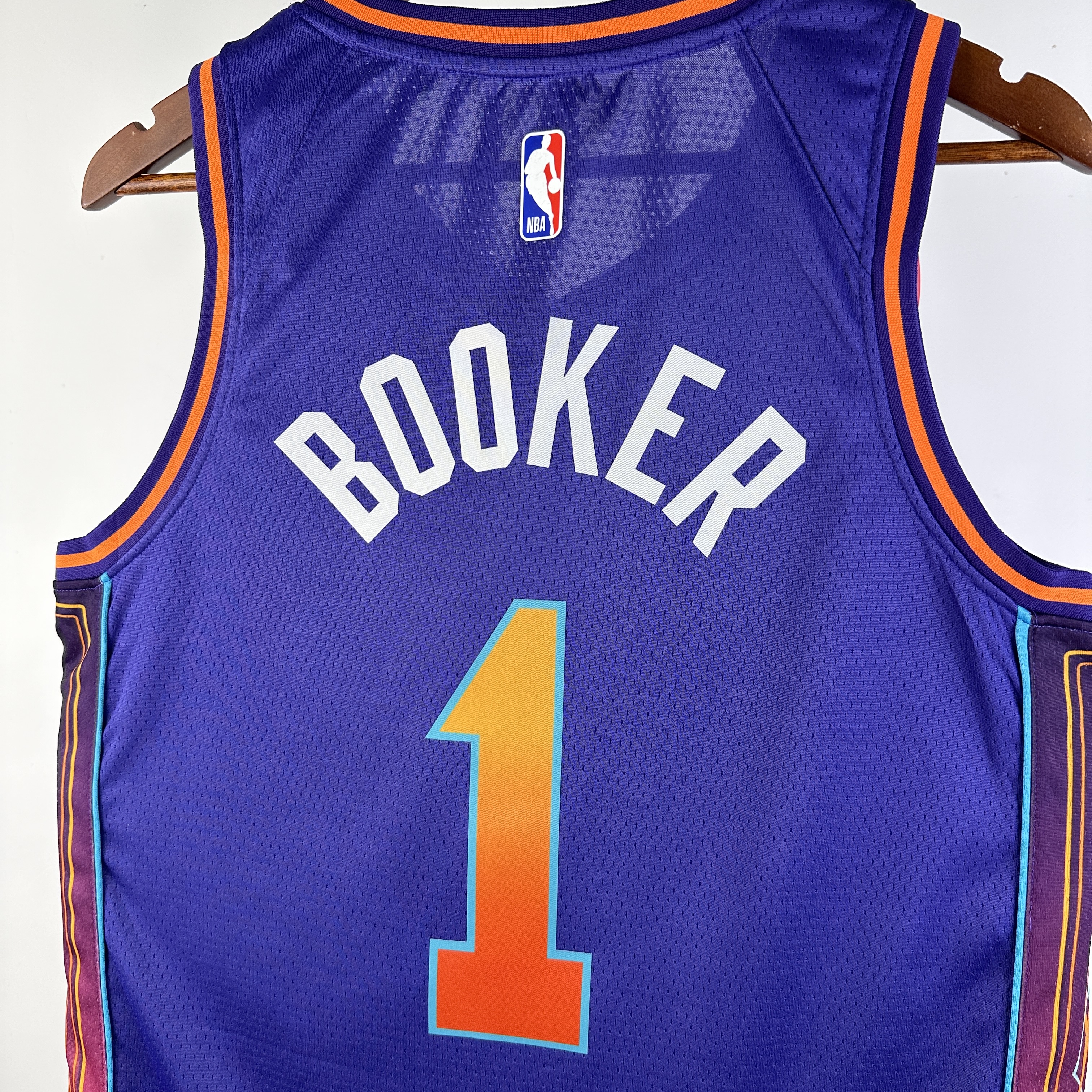 24 SEASON Phoenix Suns City Edition No.1 Booker